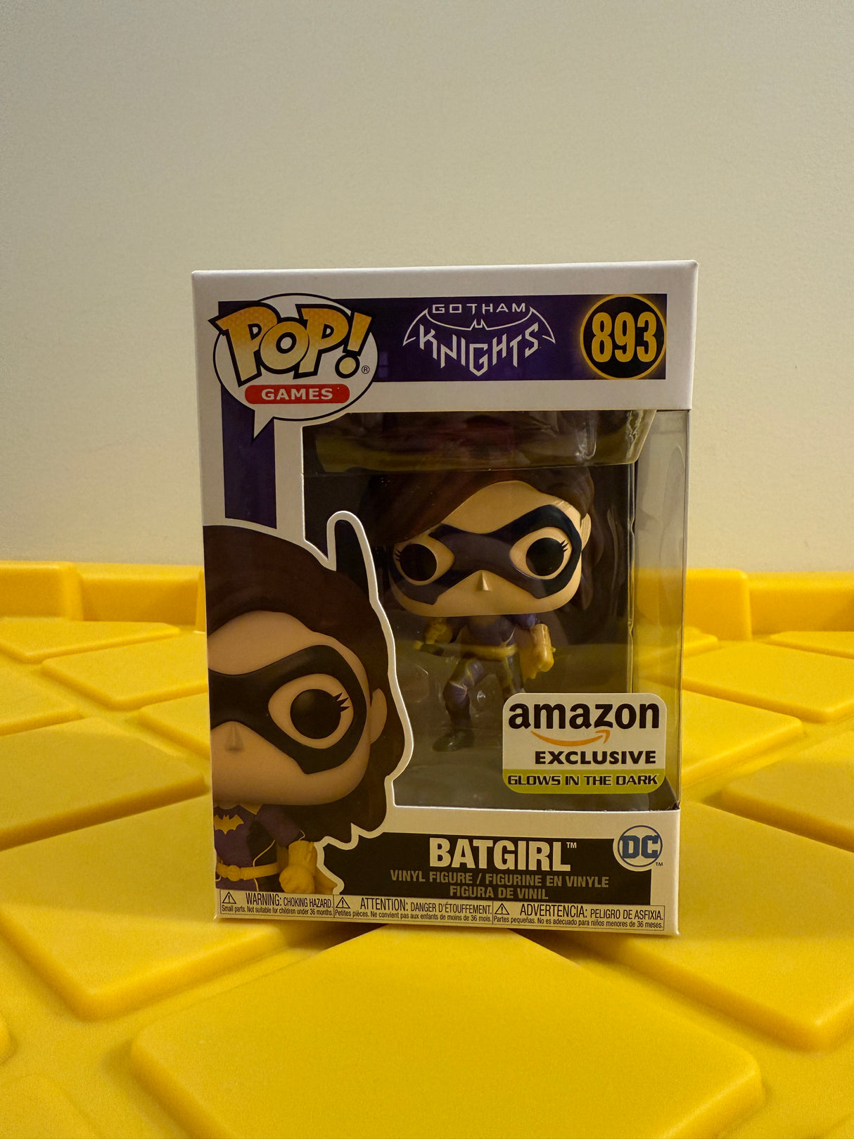 Funko POP! Batgirl (Glow) - Limited Edition Amazon Exclusive