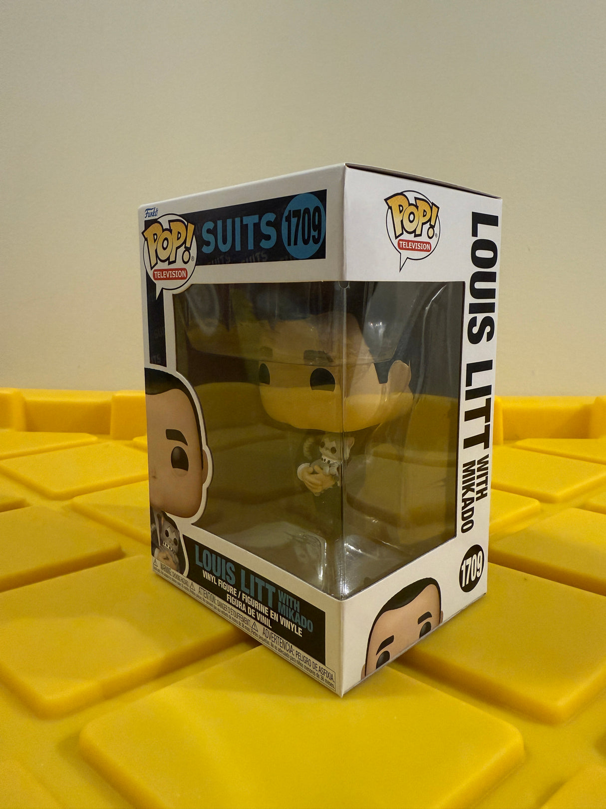 Funko POP! Louis Litt with Mikado