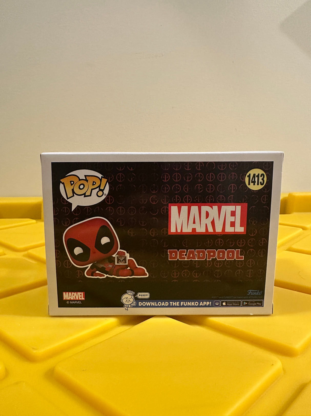 Funko POP! Deadpool - Limited Edition Entertainment Earth Exclusive