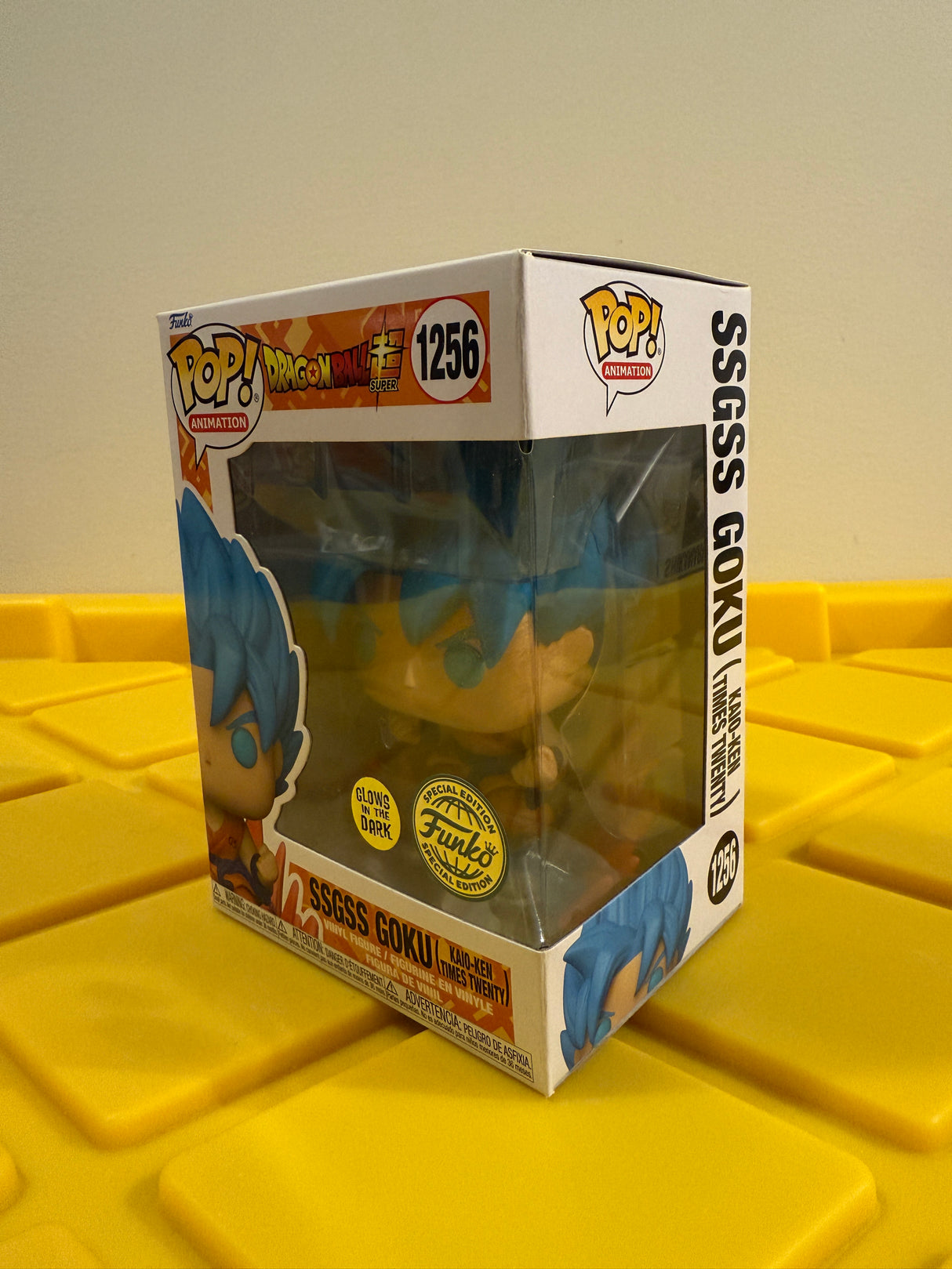 Funko POP! SSGSS Goku (Kaio-Ken Times Twenty) (Glow) - Limited Edition Special Edition Exclusive