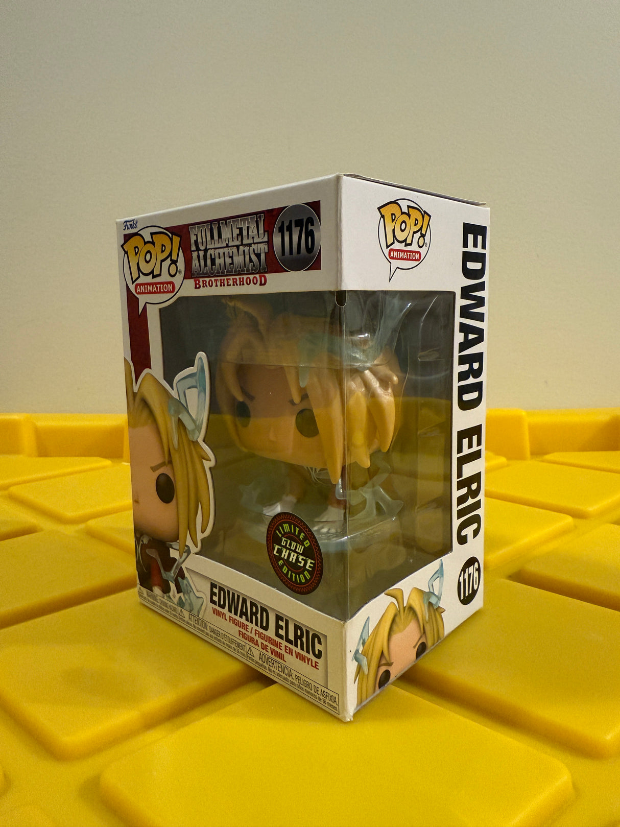 Funko POP! Edward Elric (Glow) - Limited Edition Chase