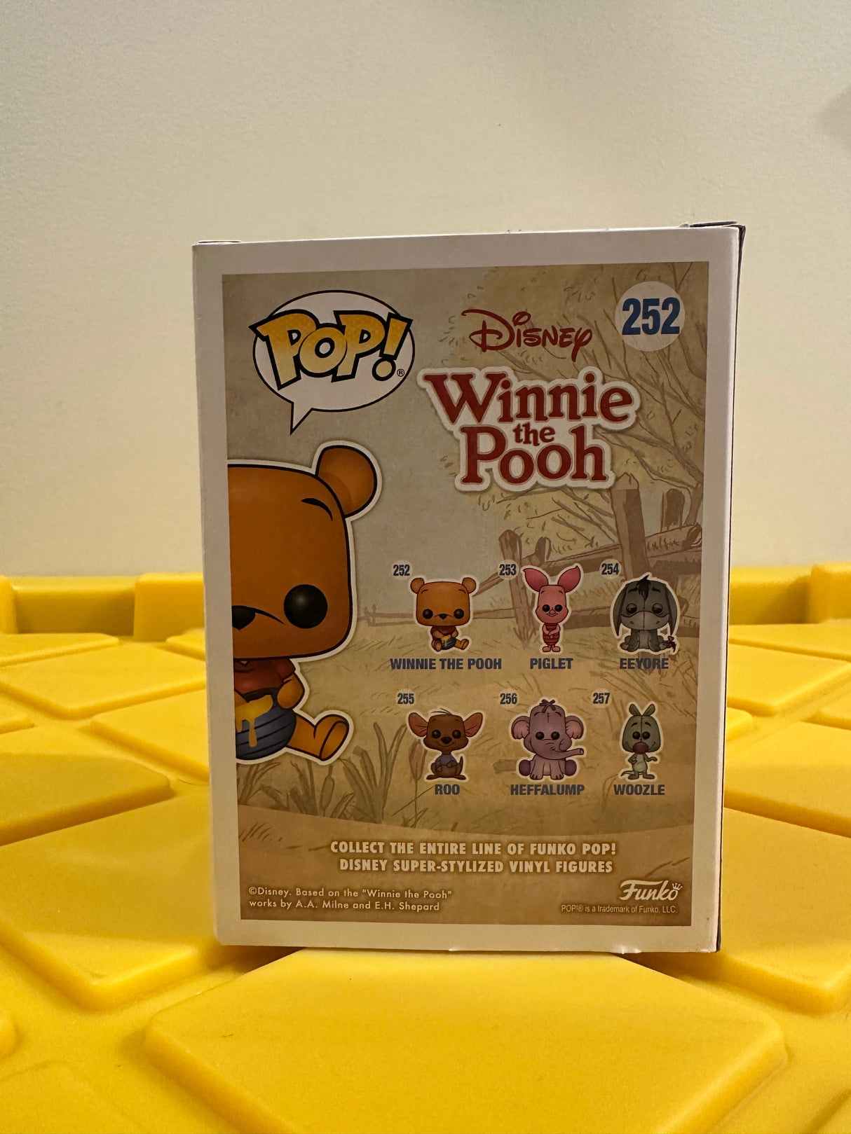 Funko POP! Winnie the Pooh (Flocked) - Limited Edition Hot Topic Exclusive