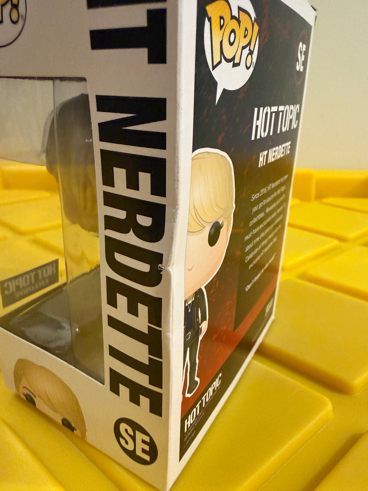 Funko POP! HT Nerdette - Limited Edition Hot Topic Exclusive