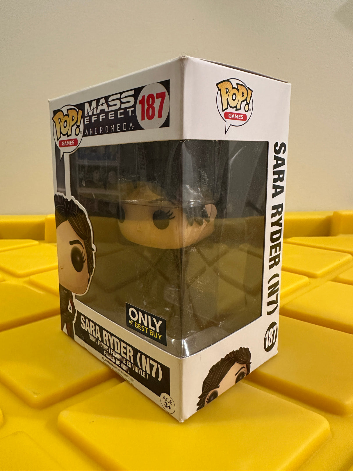 Funko POP! Sara Ryder (N7) - Limited Edition Best Buy Exclusive