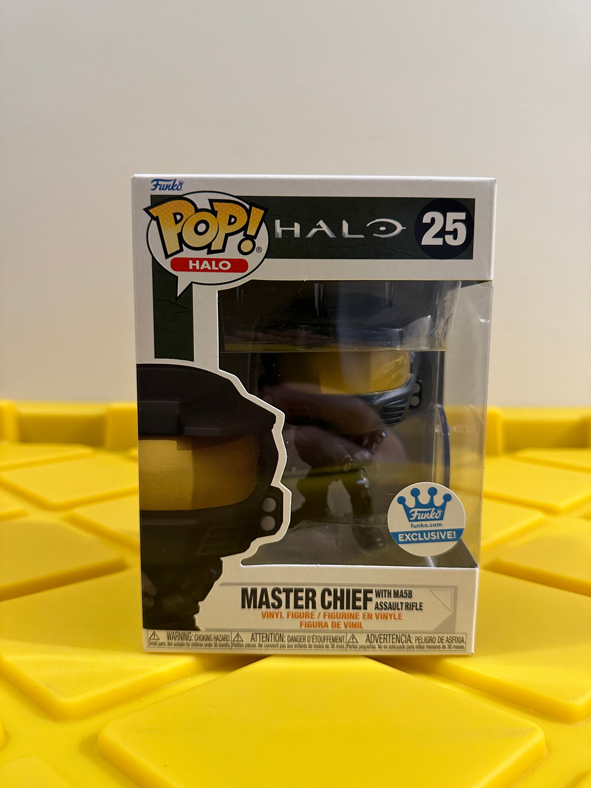 Master Chief With MA5B Assault Rifle - Limited Edition Funko Shop Exclusive