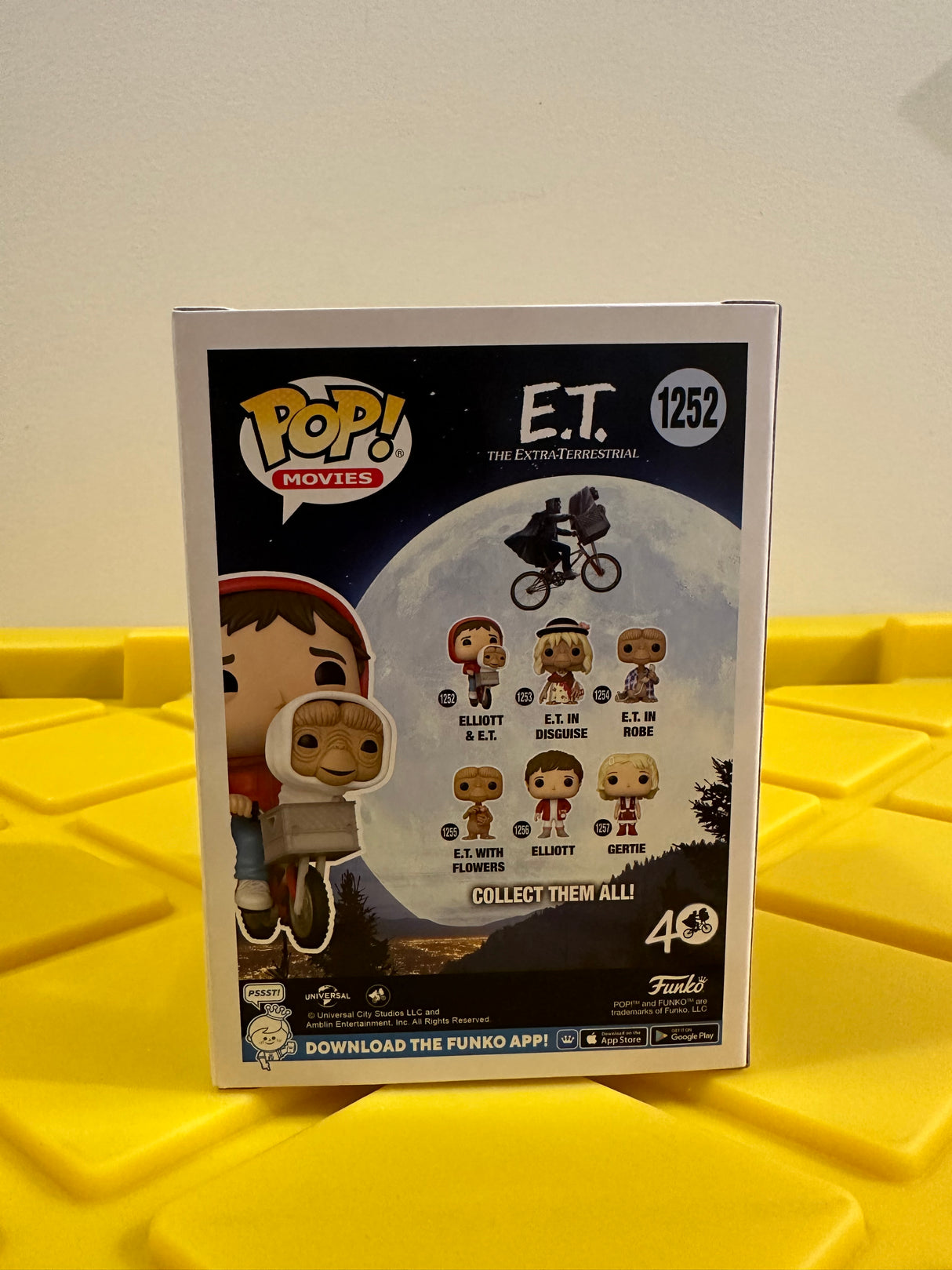 Elliott & E.T.