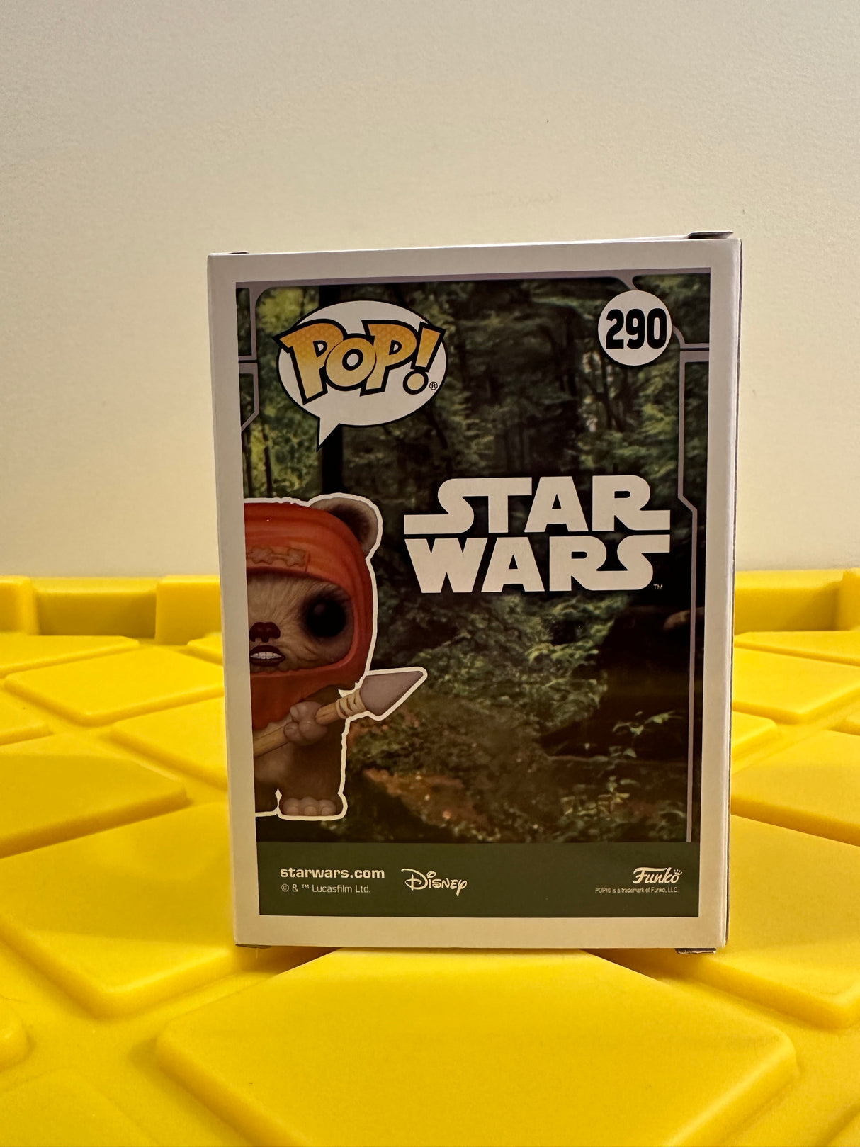 Funko POP! Wicket W. Warrick (Endor) - Limited Edition Amazon Exclusive