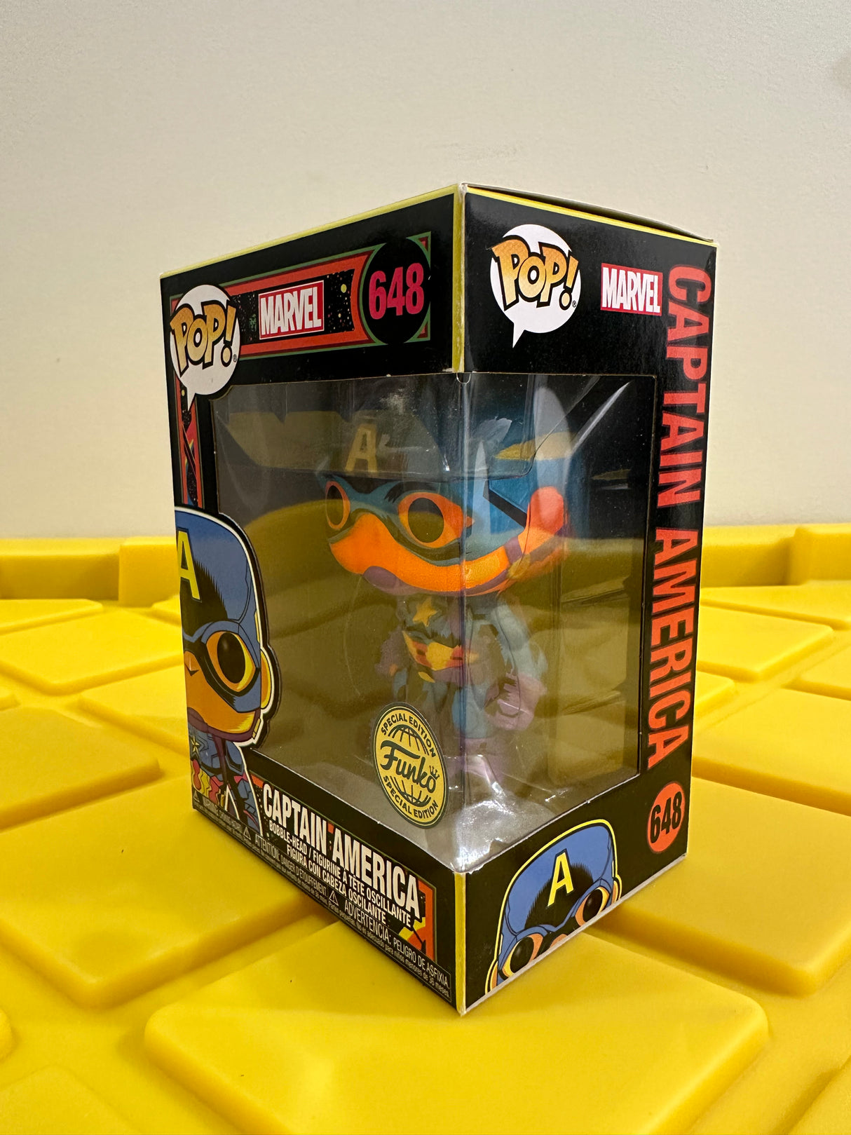 Captain America (Black Light) - Limited Edition Special Edition Exclusive
