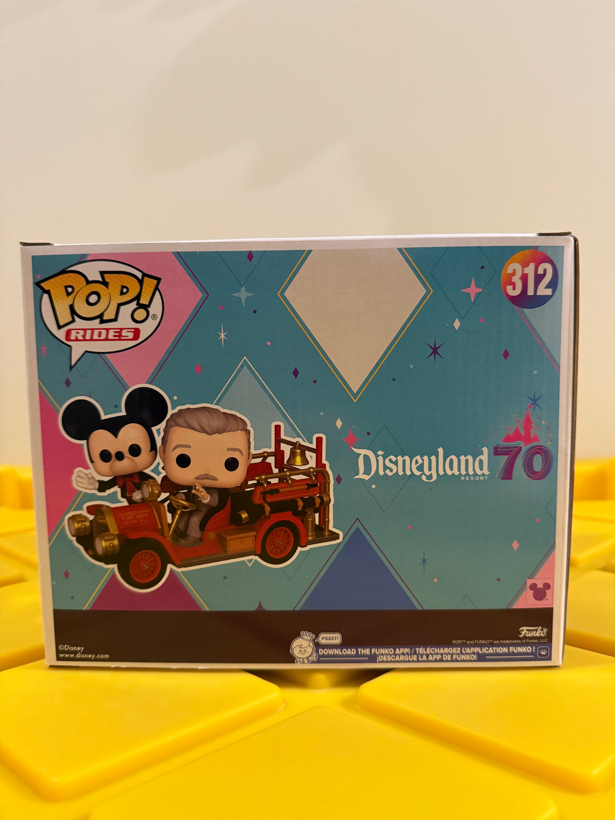 Funko POP! 6” Mickey Mouse & Walt on Fire Engine (Rides) - Limited Edition Disney Exclusive