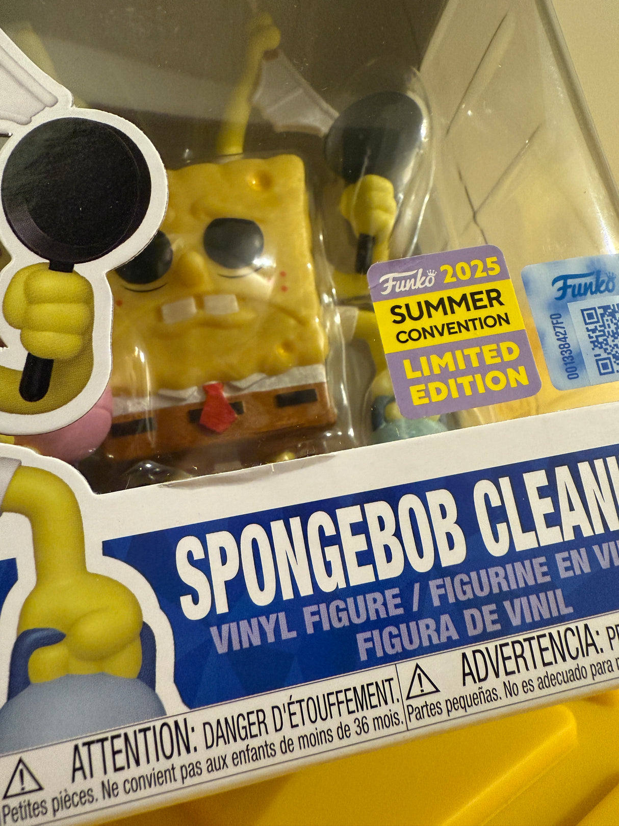 Funko POP! Premium SpongeBob Cleaning - Limited Edition 2025 SDCC Exclusive
