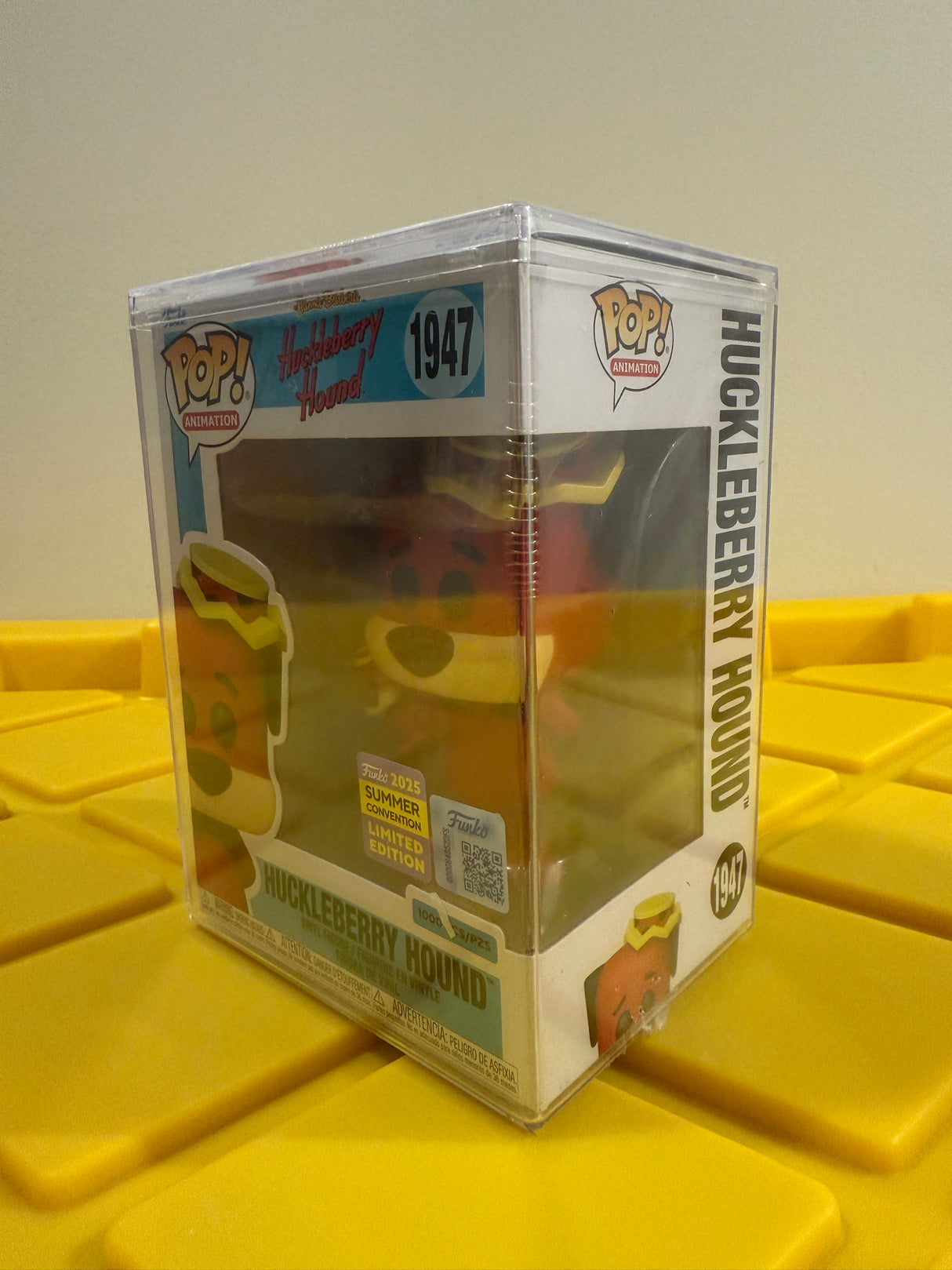 Funko POP! Huckleberry Hound (Red) (L.E. 1000) - Limited Edition 2025 SDCC Exclusive