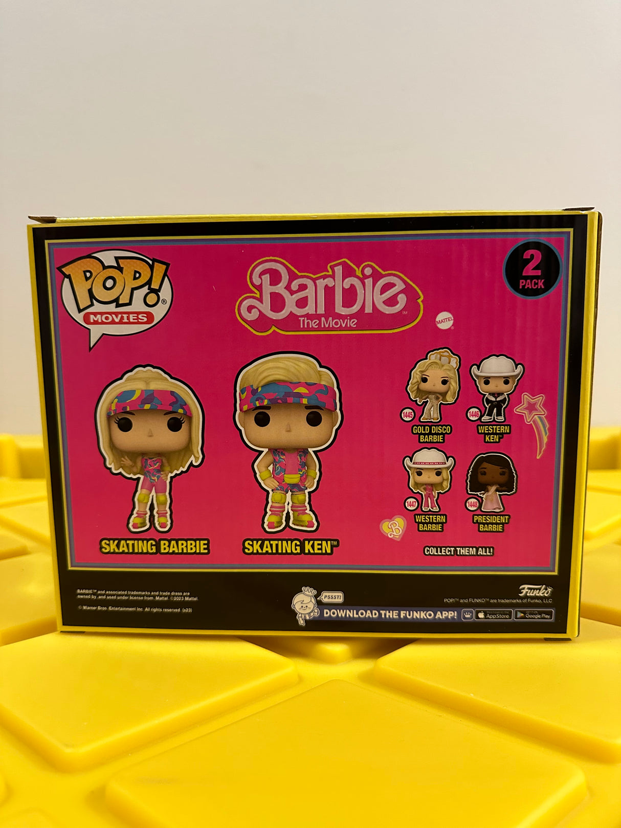 Funko POP! Skating Barbie & Skating Ken (Black Light) (2-Pack) - Limited Edition Hot Topic Exclusive