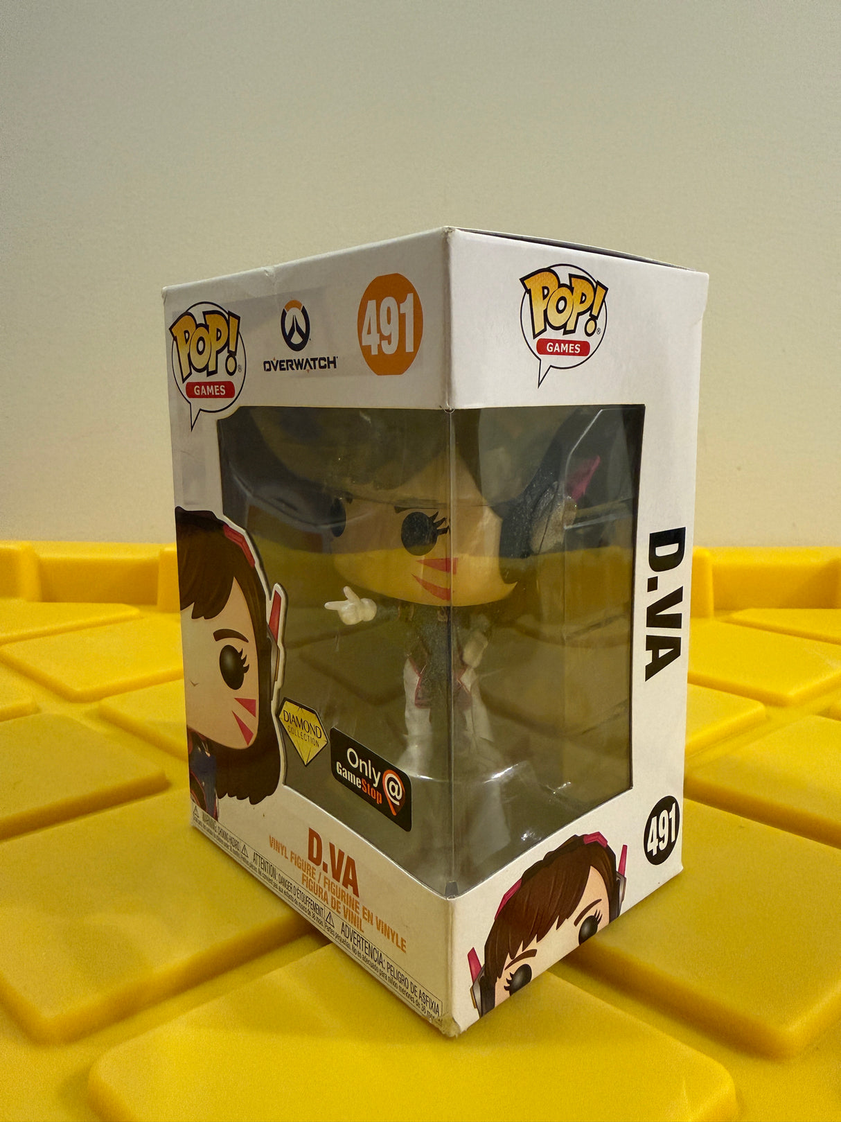 Funko POP! D.Va (Diamond) - Limited Edition GameStop Exclusive