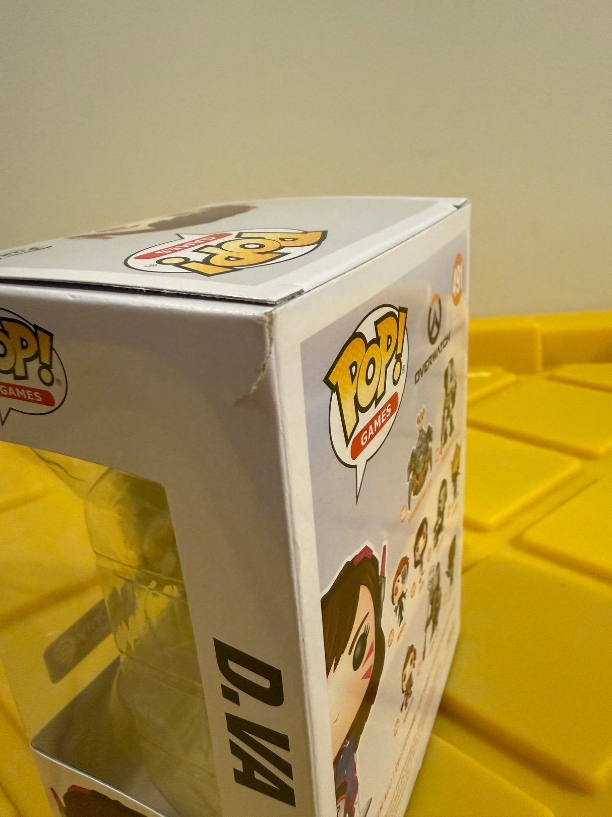 Funko POP! D.Va (Diamond) - Limited Edition GameStop Exclusive