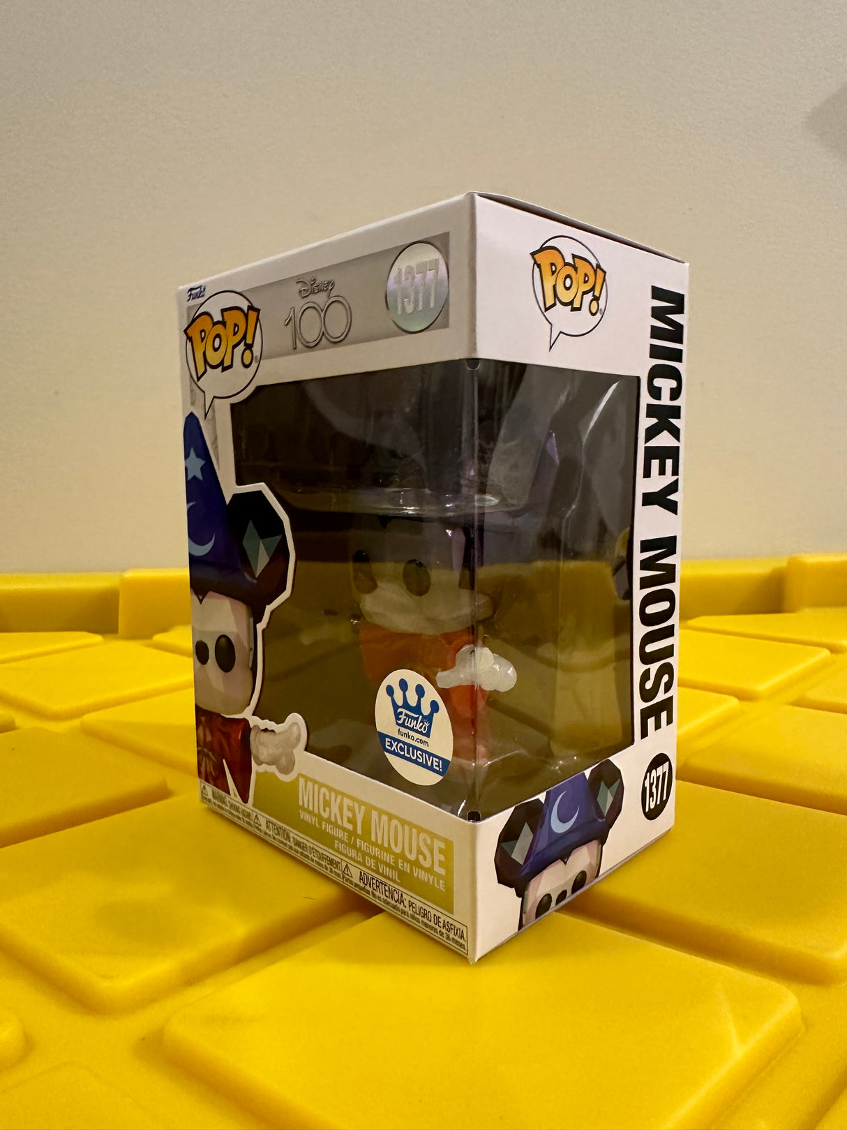 Funko POP! Mickey Mouse (Facet) - Limited Edition Funko Shop Exclusive