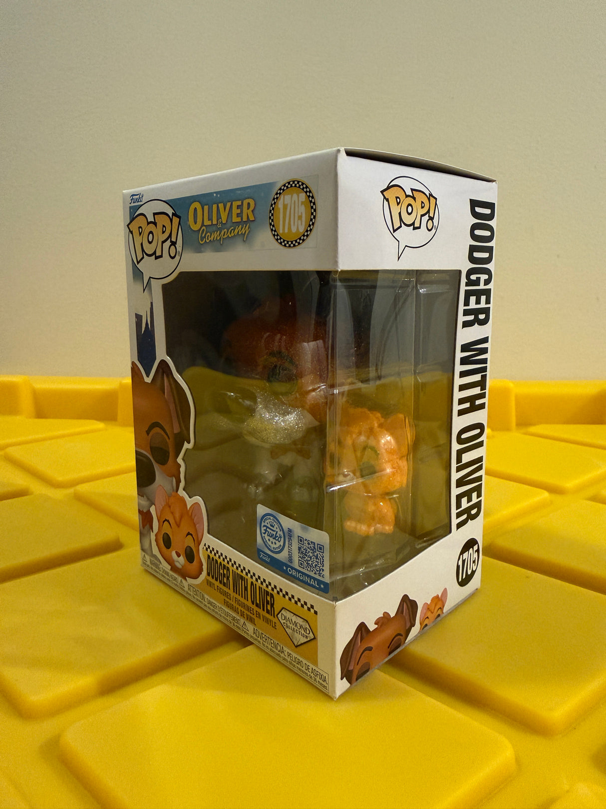 Funko POP! Dodger with Oliver (Diamond) - Limited Edition Box Lunch Exclusive
