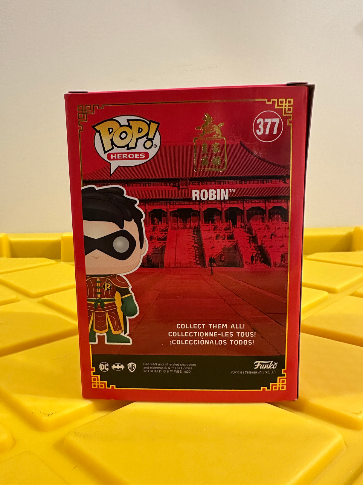 Funko POP! Robin - Limited Edition Chase