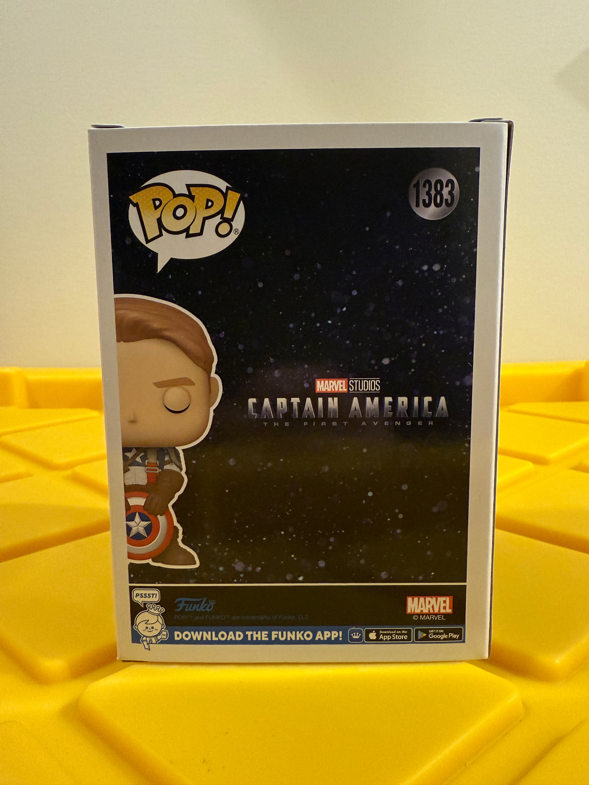Funko POP! Captain America - Limited Edition Chase - Limited Edition Upper Deck Exclusive