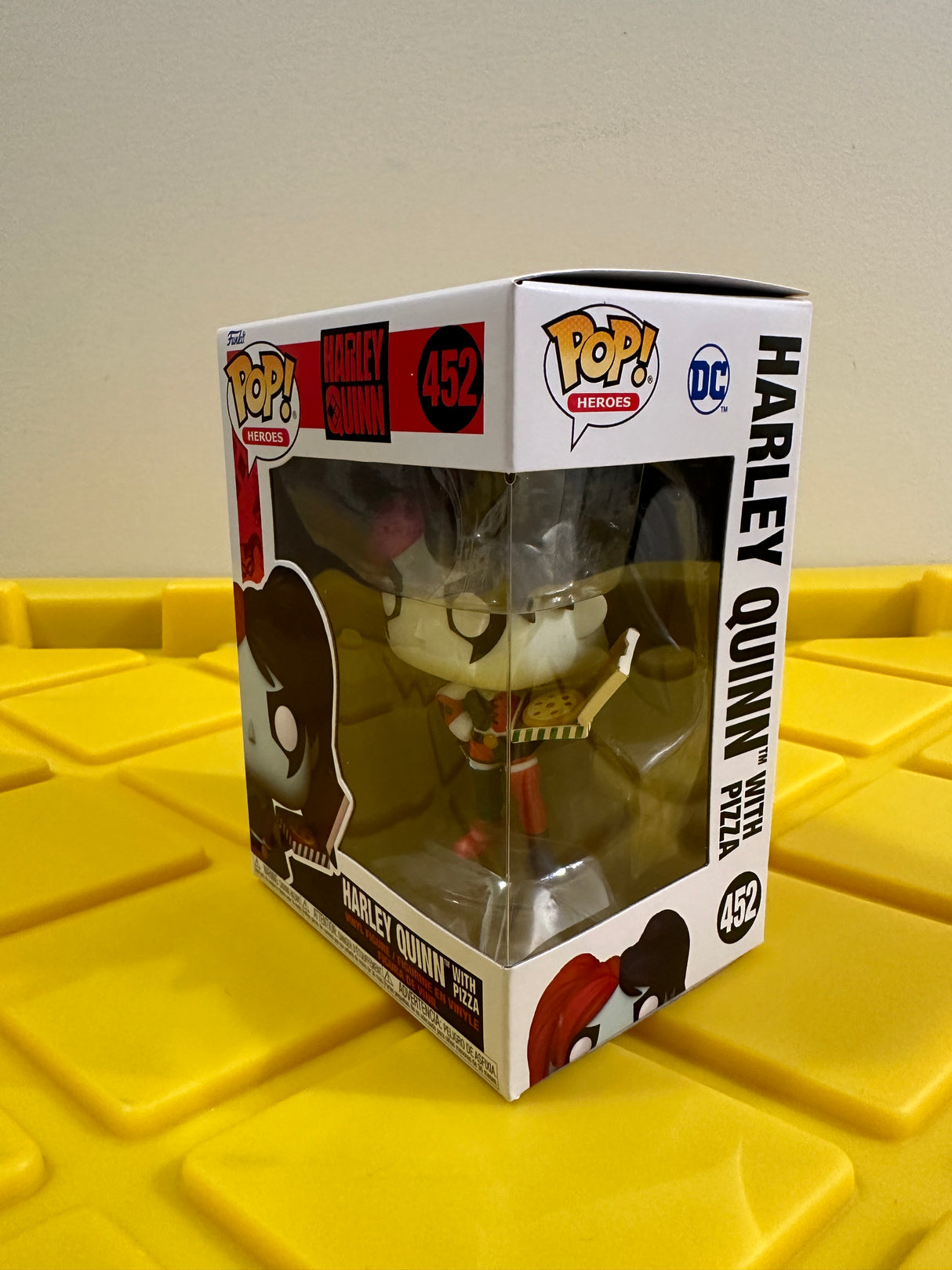 Funko POP! Harley Quinn with Pizza