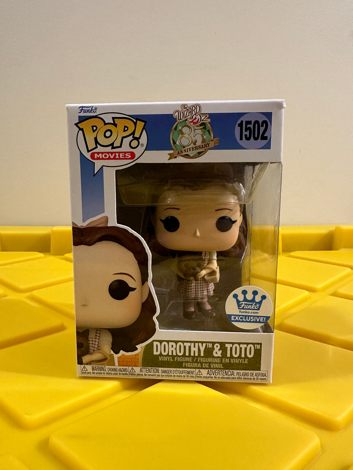 Funko POP! Dorothy & Toto - Limited Edition Funko Shop Exclusive
