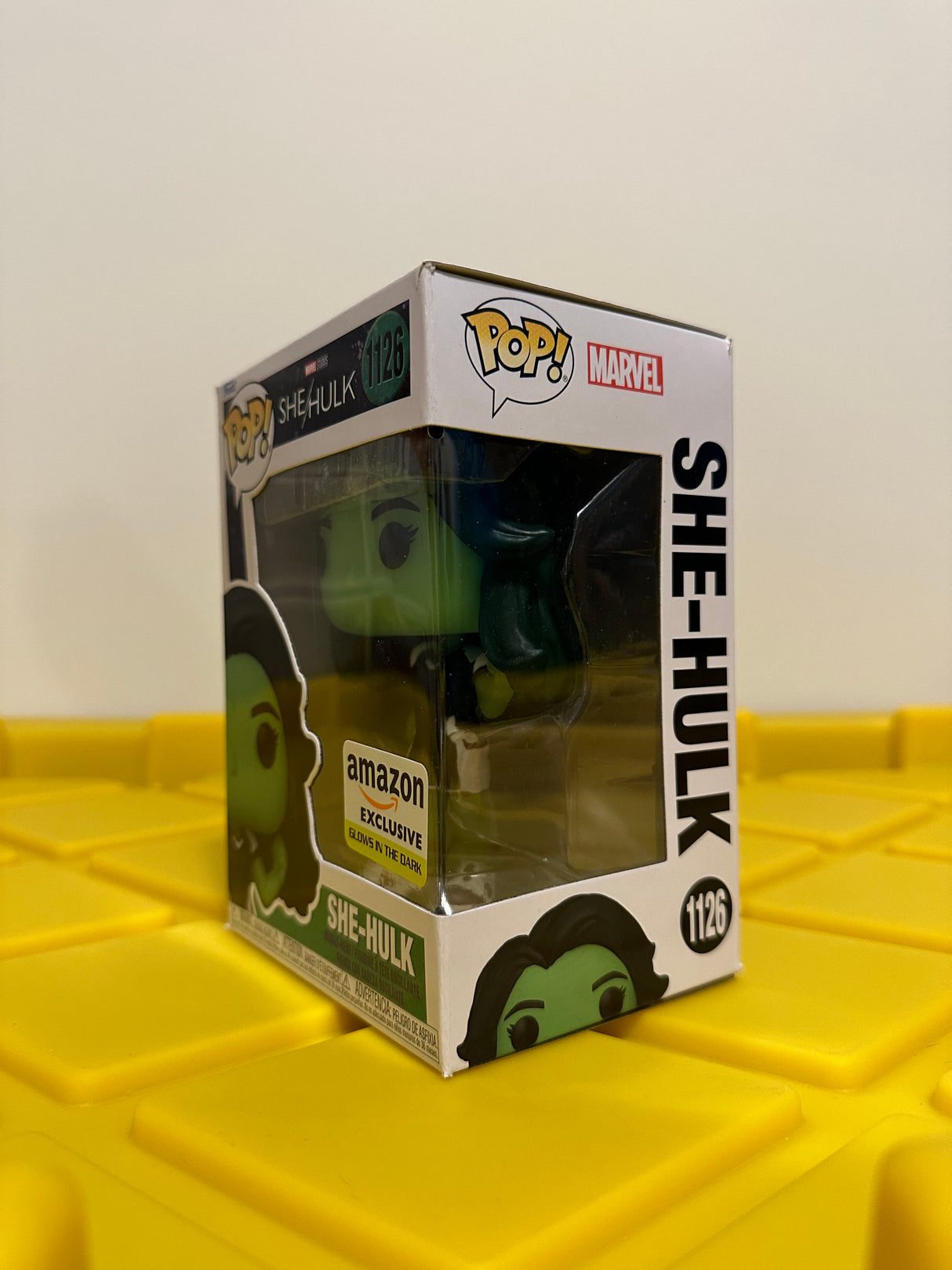 Funko POP! She-Hulk (Glow) - Limited Edition Amazon Exclusive