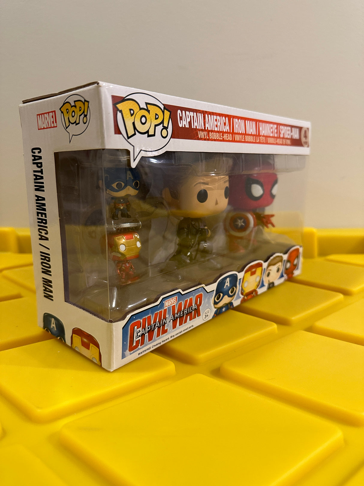 Funko POP! Captain America, Iron Man, Hawkeye & Spider-Man (4-Pack)