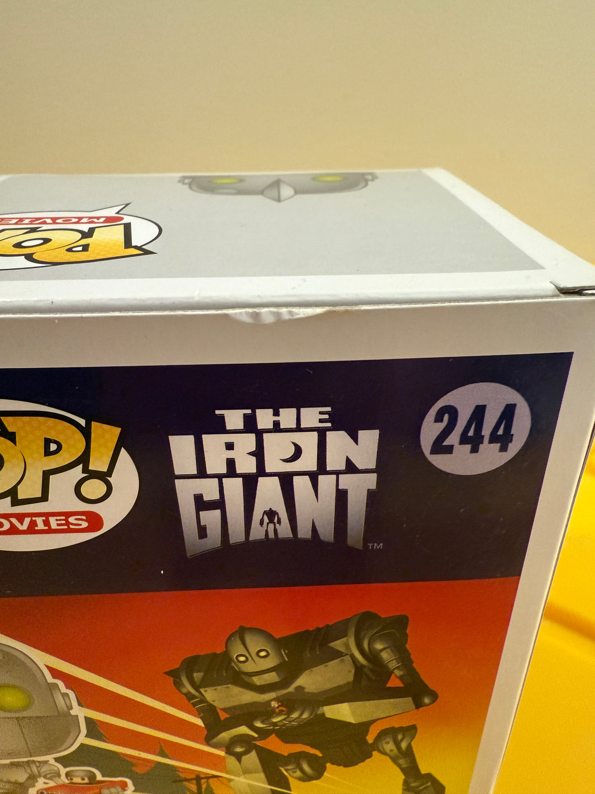 Funko POP! The Iron Giant with Car
