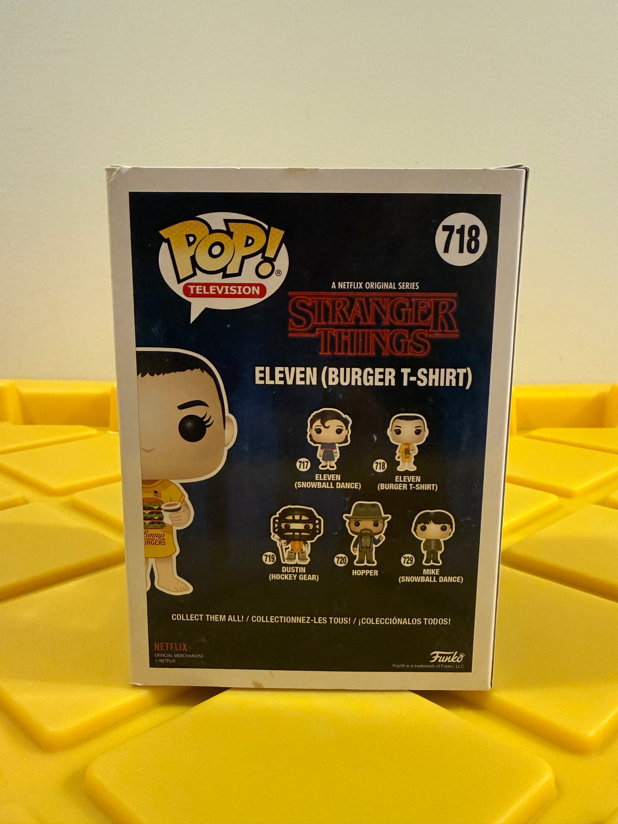 Funko POP! Eleven (Burger T-Shirt)