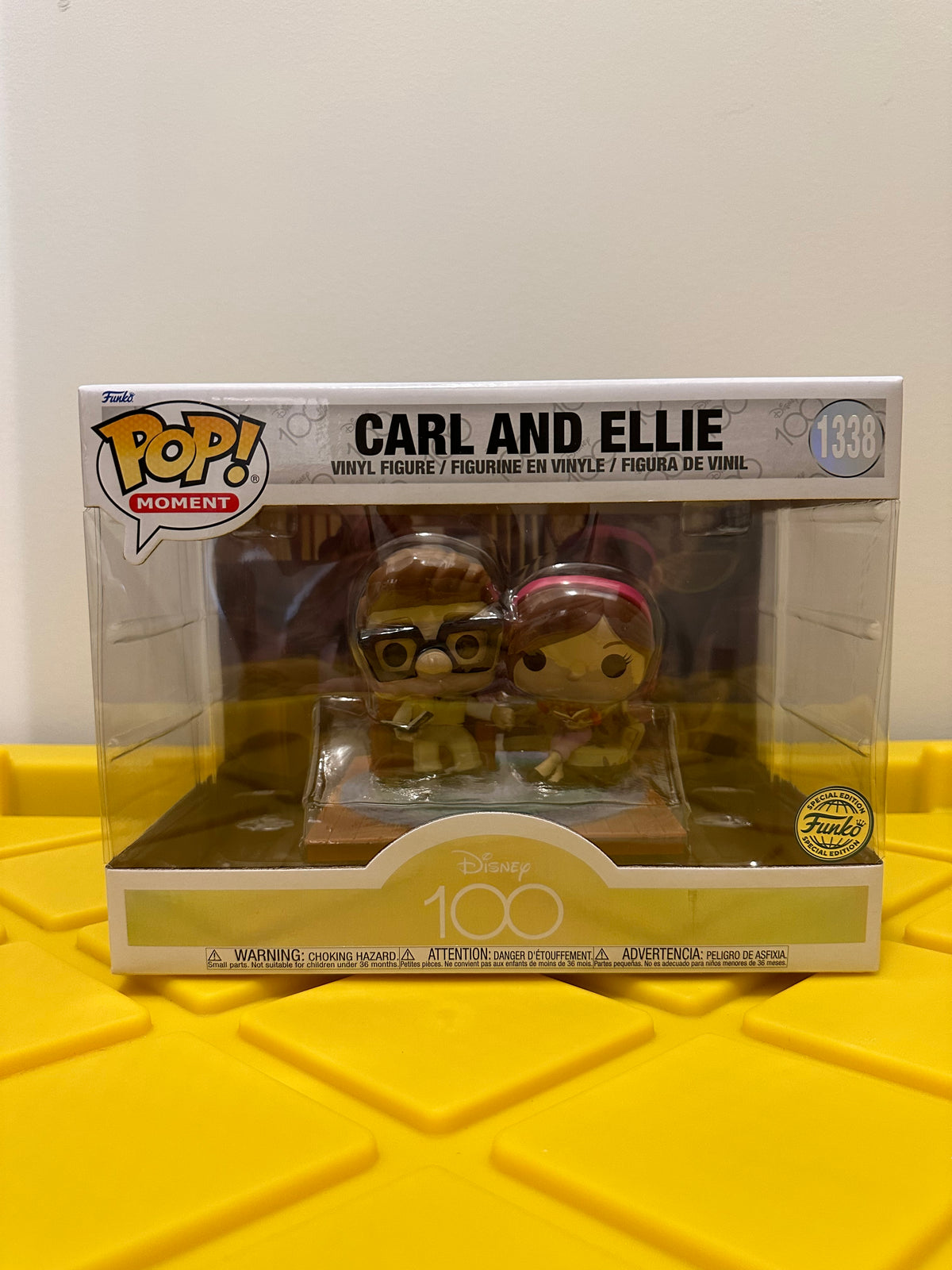 Funko POP! Carl and Ellie (Moment) - Limited Edition Special Edition Exclusive