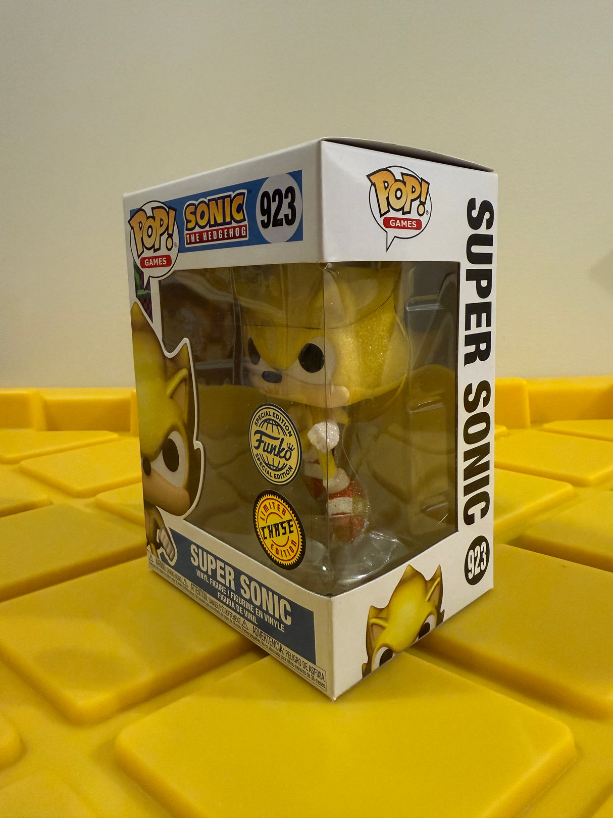 Funko POP! Super Sonic (Diamond) - Limited Edition Chase - Limited Edition Special Edition Exclusive