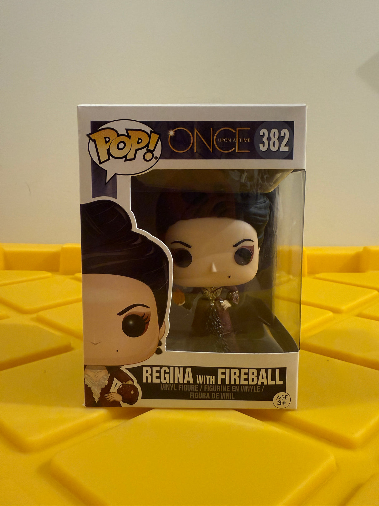 Funko POP! Regina with Fireball