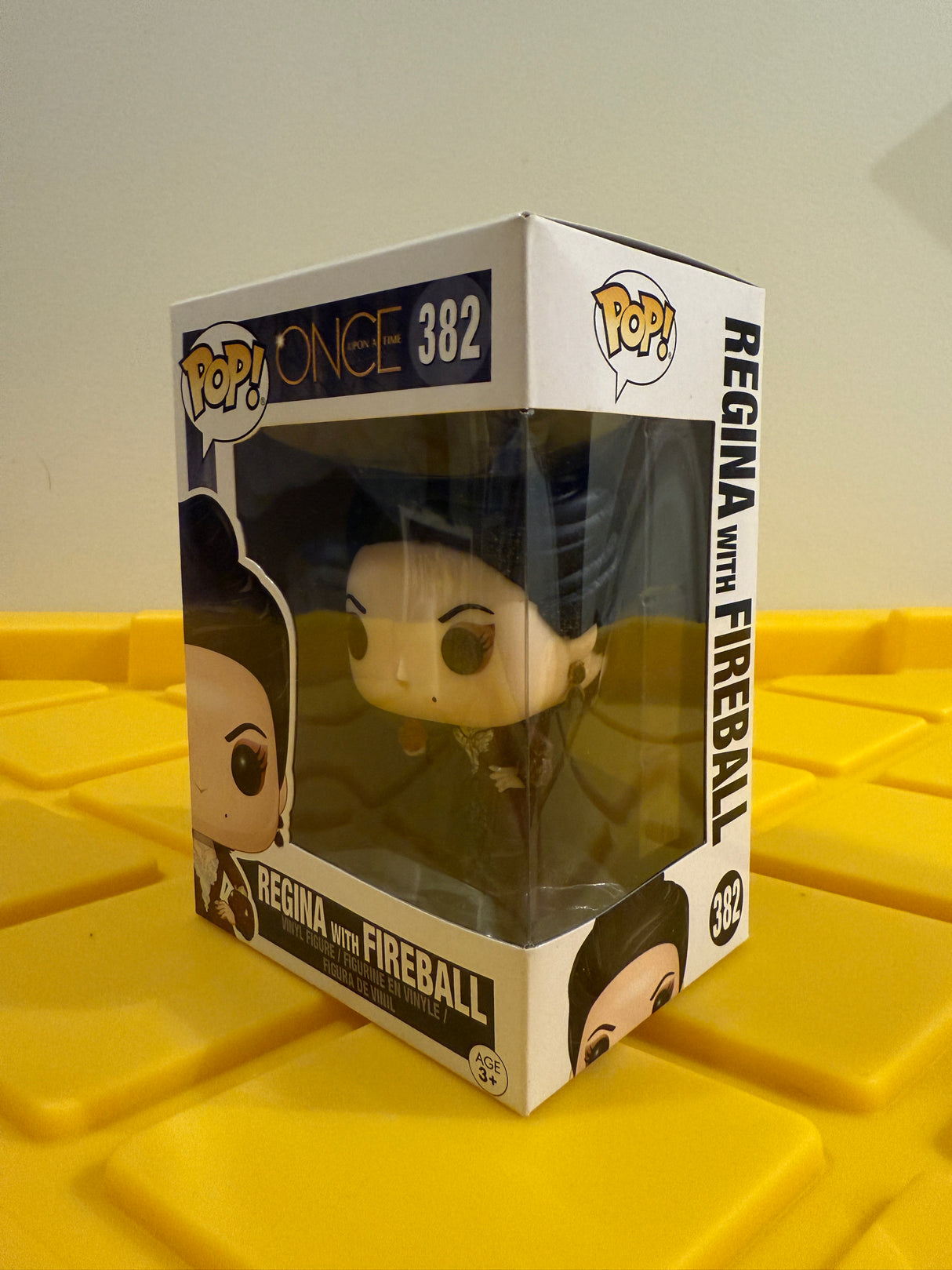 Funko POP! Regina with Fireball