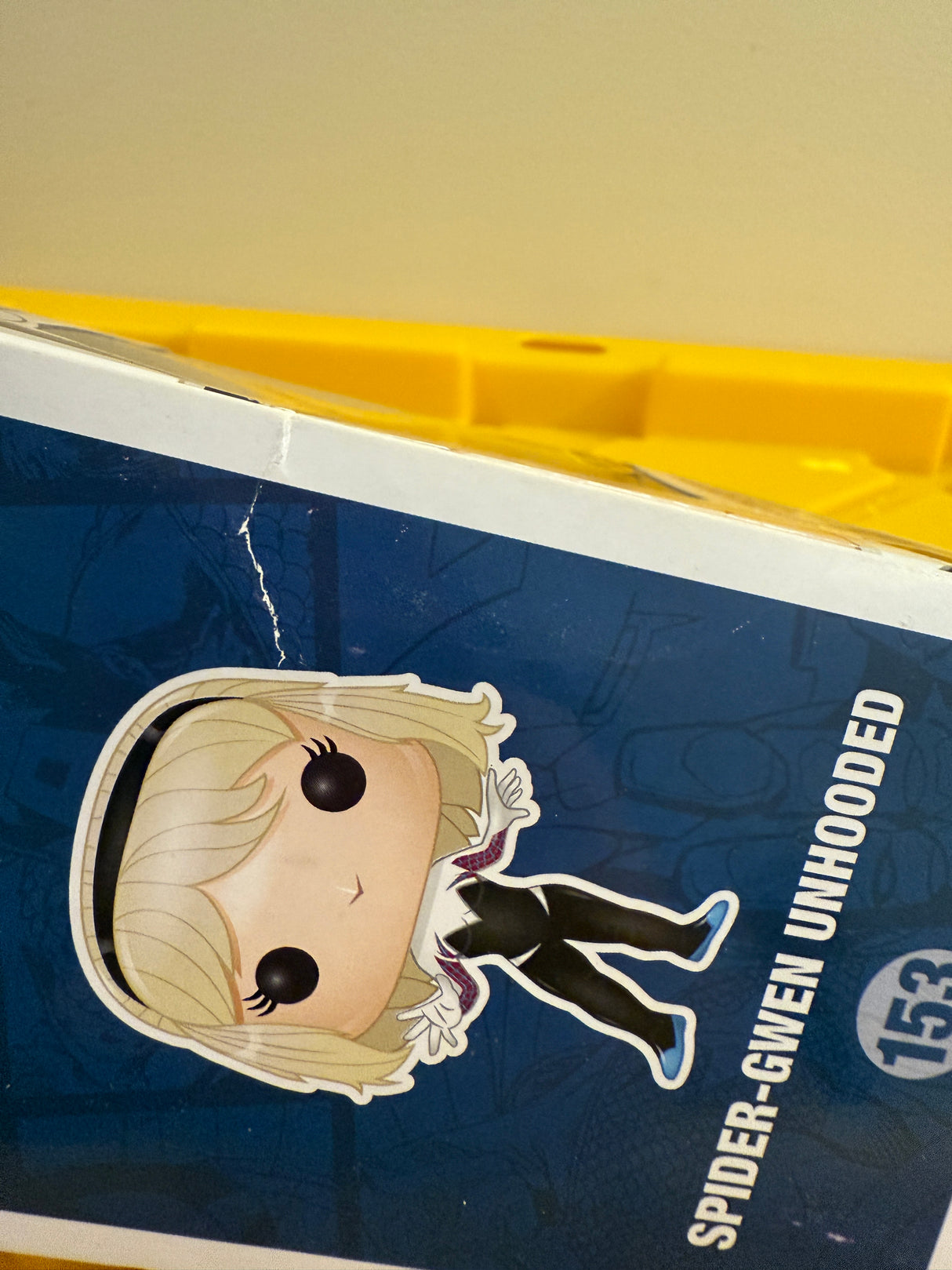 Funko POP! Spider-Gwen Unhooded - Limited Edition Hot Topic Exclusive