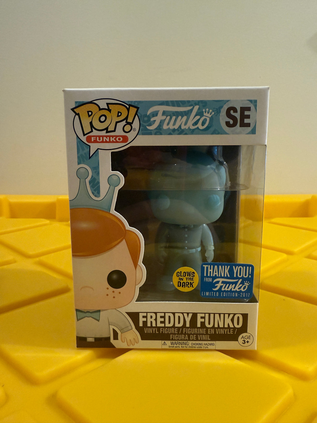 Freddy Funko (Holographic) (Glow) - Limited Edition Funko Exclusive