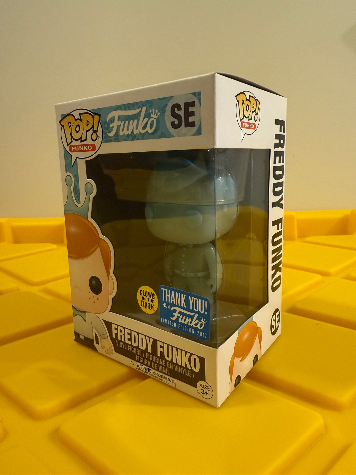 Freddy Funko (Holographic) (Glow) - Limited Edition Funko Exclusive