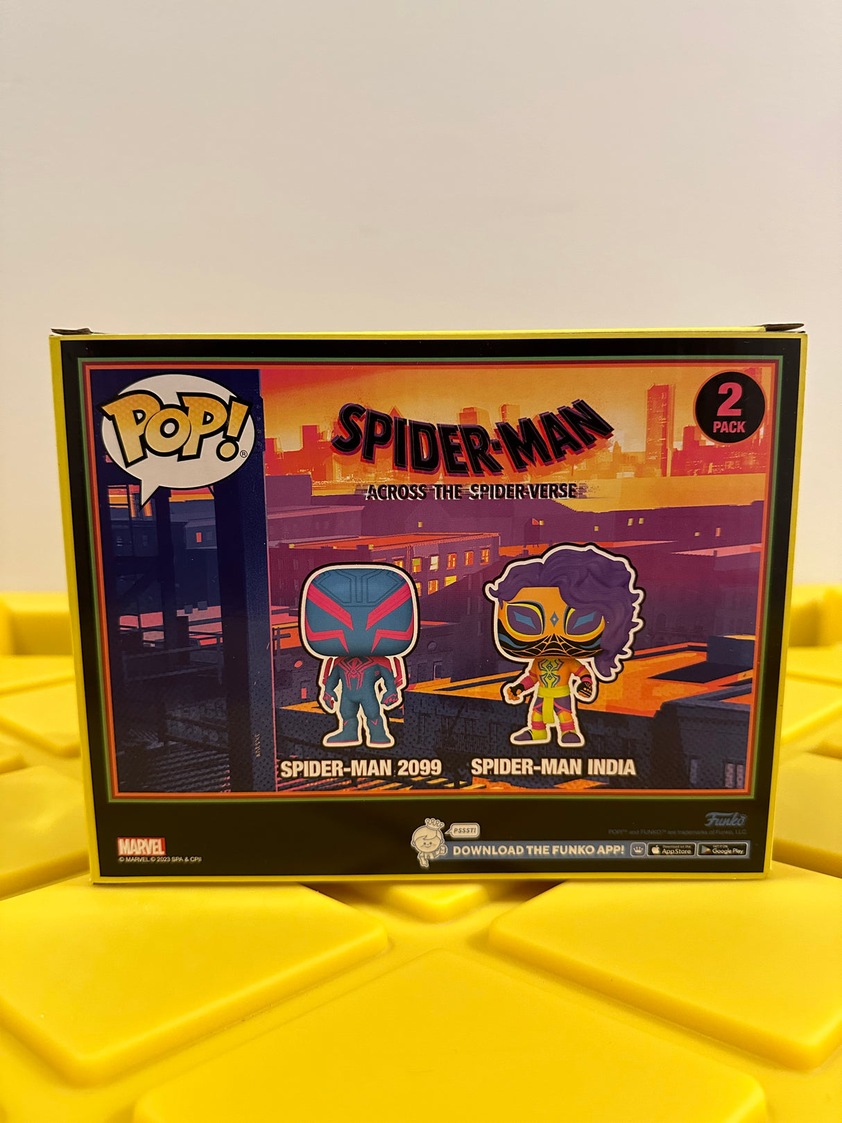 Funko POP! Spider-Man 2099 & Spider-Man India (Black Light) (2-Pack) - Limited Edition Special Edition Exclusive