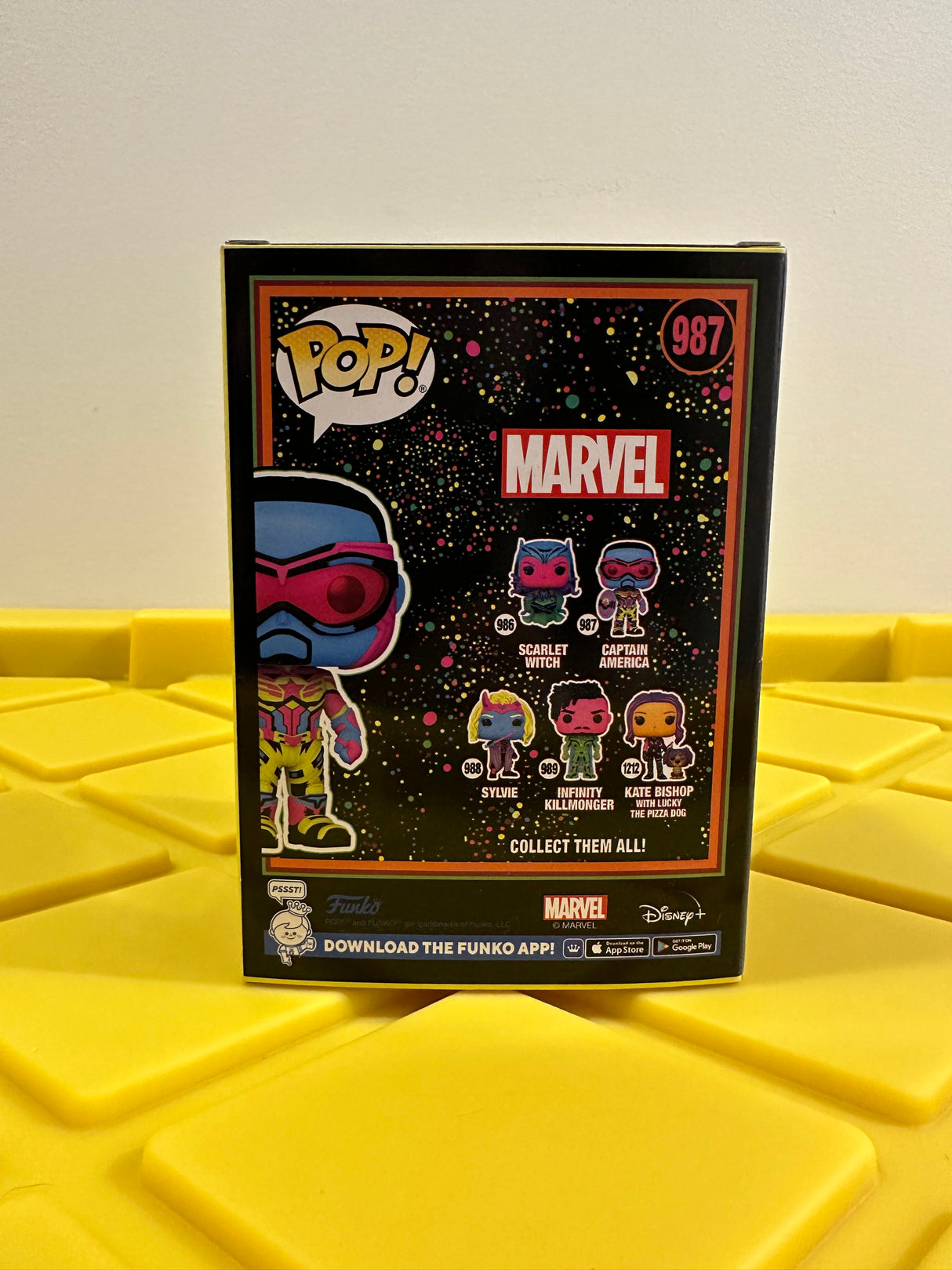 Funko POP! Captain America (Black Light) - Limited Edition Special Edition Exclusive