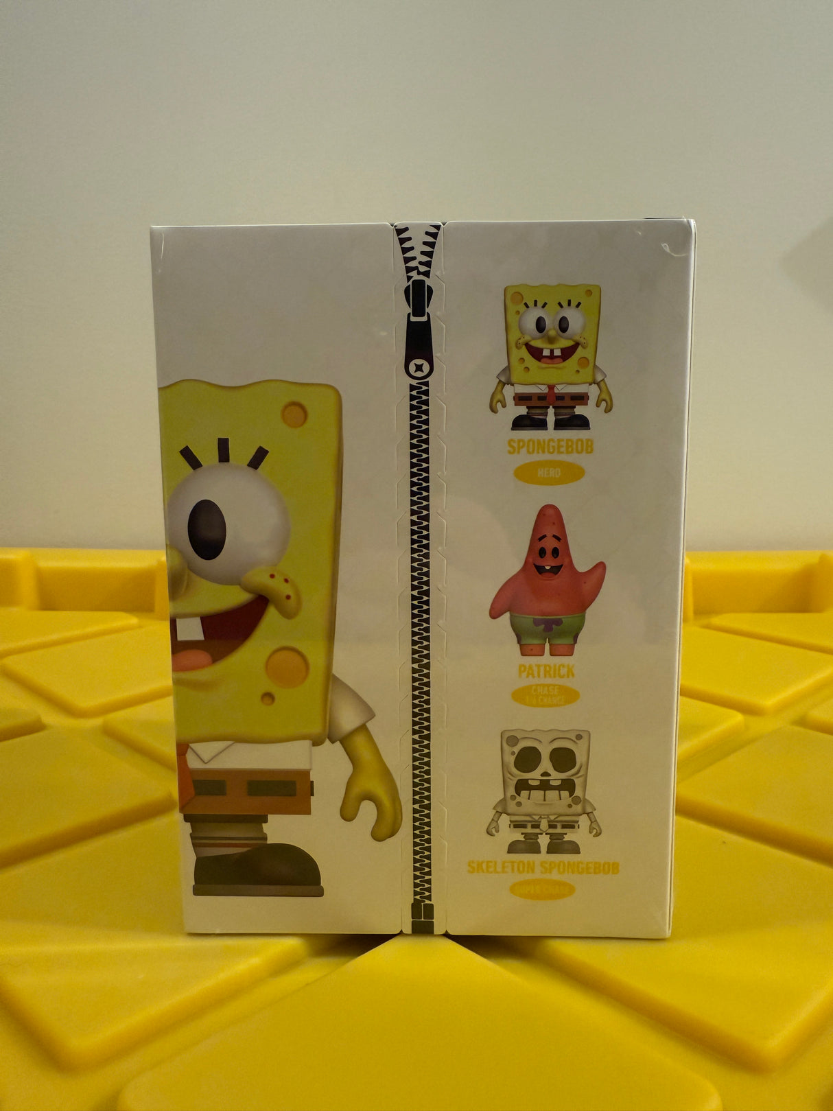 Thrilljoy SpongeBob SquarePants - Limited Edition Hot Topic Exclusive (Chance of Chase)
