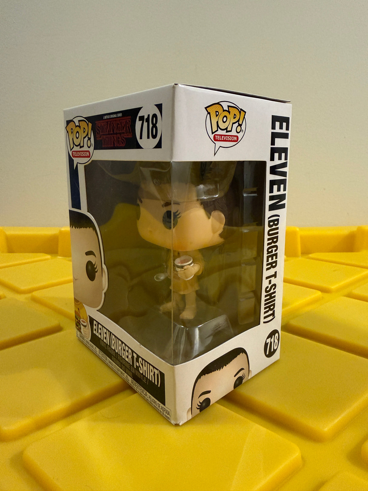 Funko POP! Eleven (Burger T-Shirt)