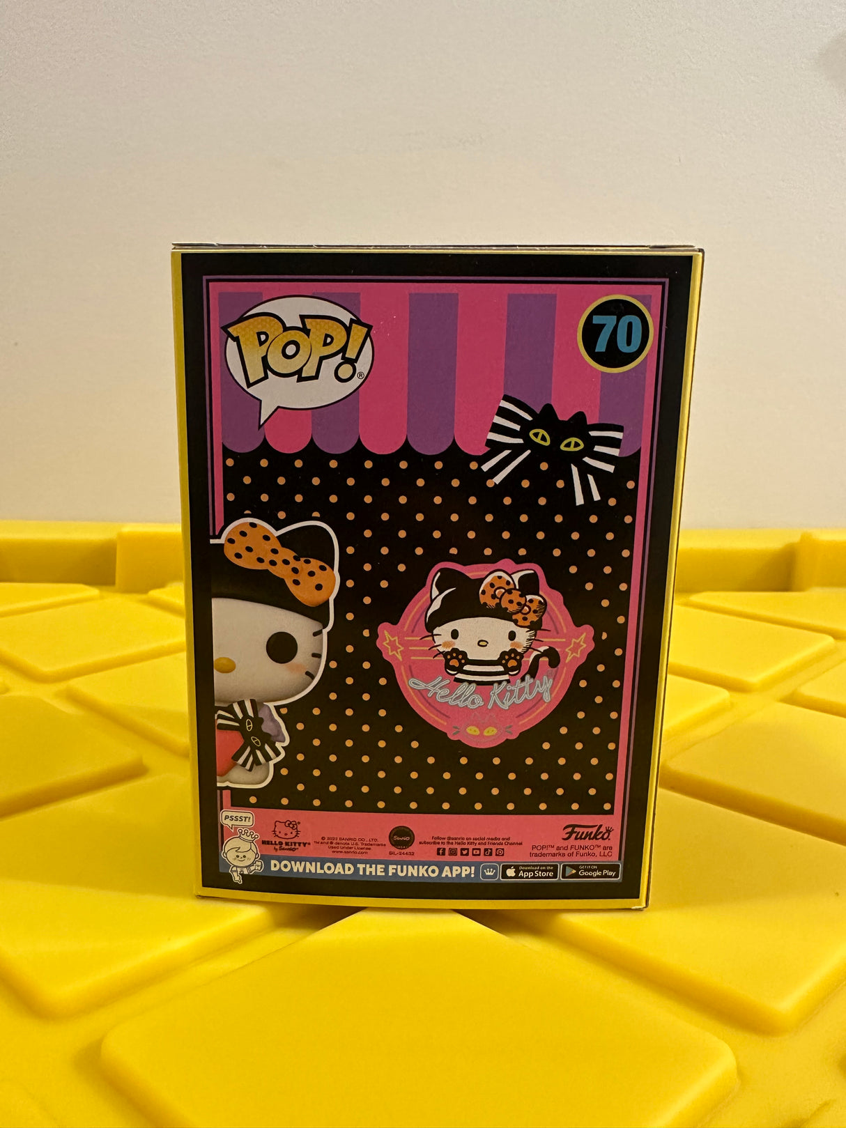 Funko POP! Hello Kitty (Black Light) - Limited Edition Hot Topic Exclusive