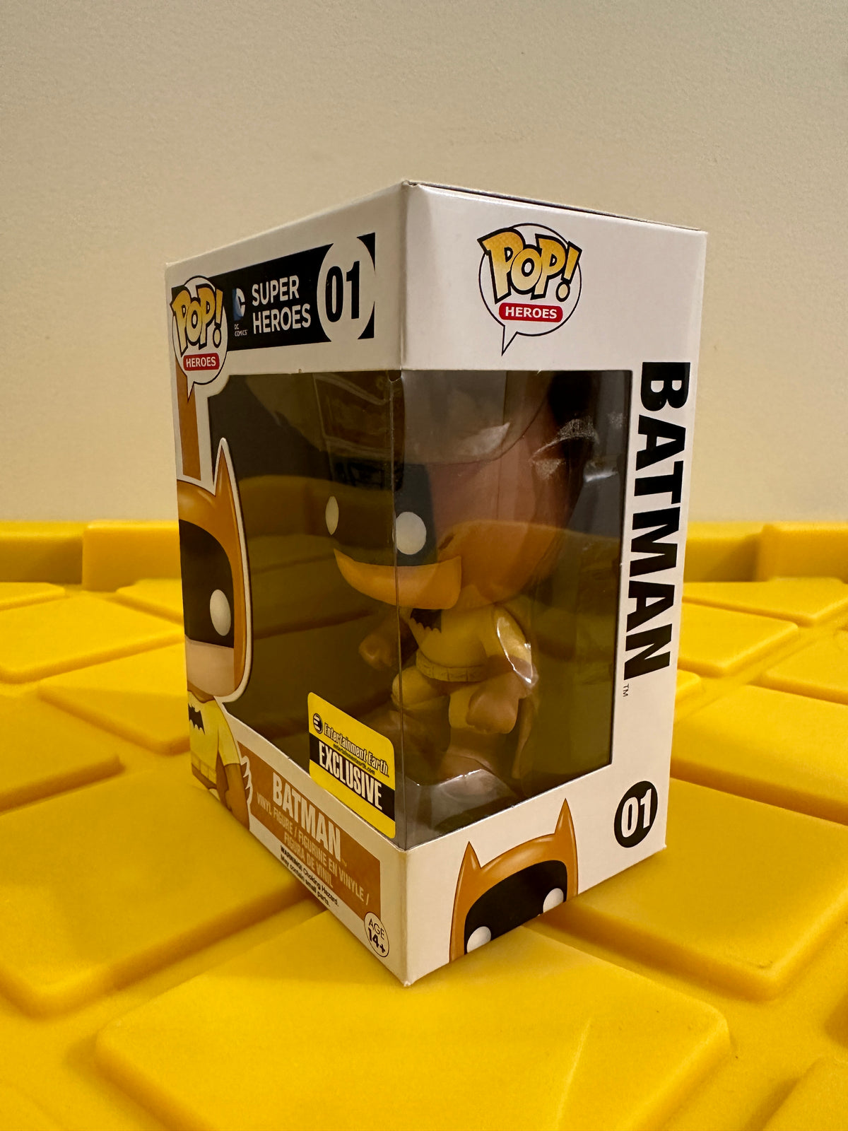 Funko POP! Batman (Yellow) - Limited Edition Entertainment Earth Exclusive