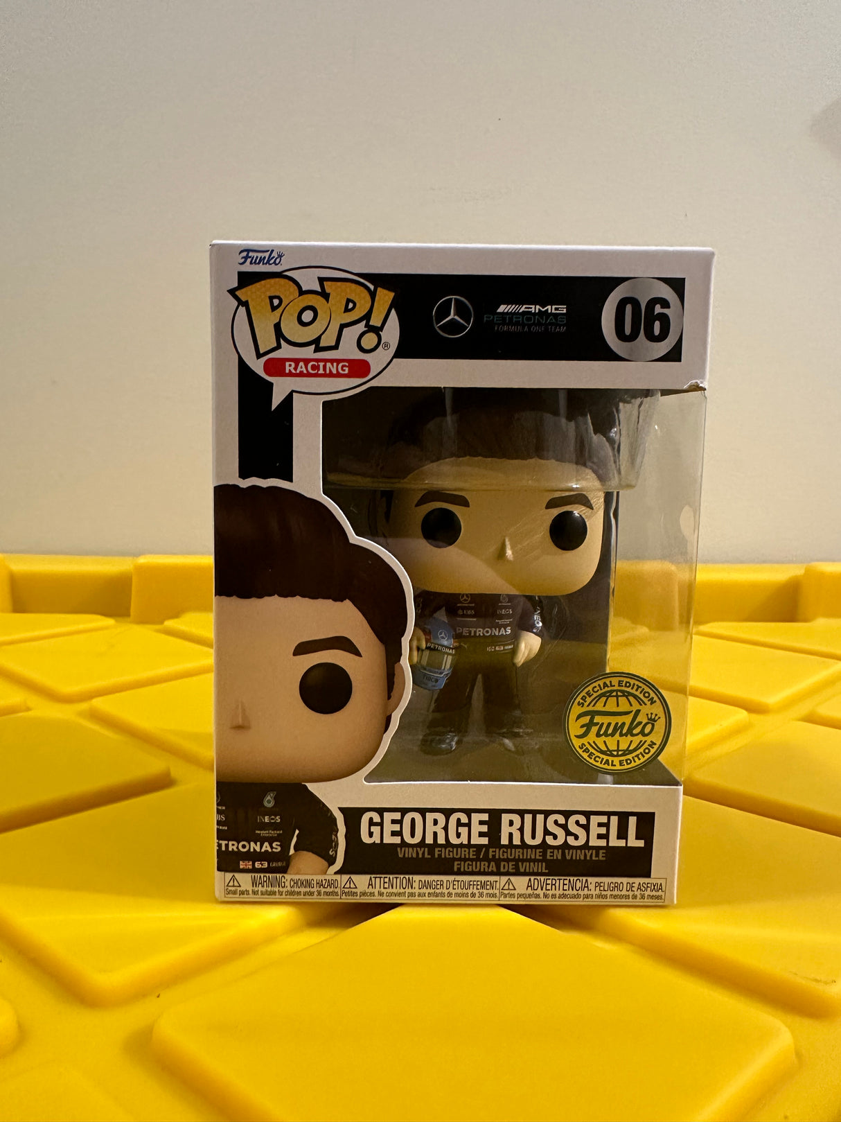 George Russell - Limited Edition Special Edition Exclusive