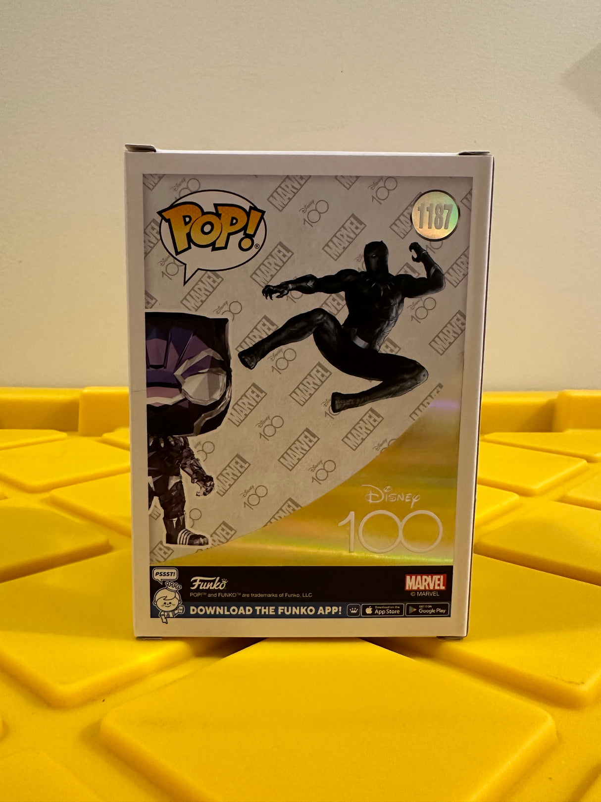 Funko POP! Black Panther (Facet) - Limited Edition Funko Shop Exclusive