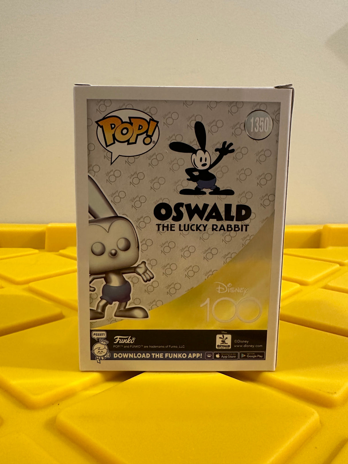 Funko POP! Oswald the Lucky Rabbit - Limited Edition Disney Exclusive
