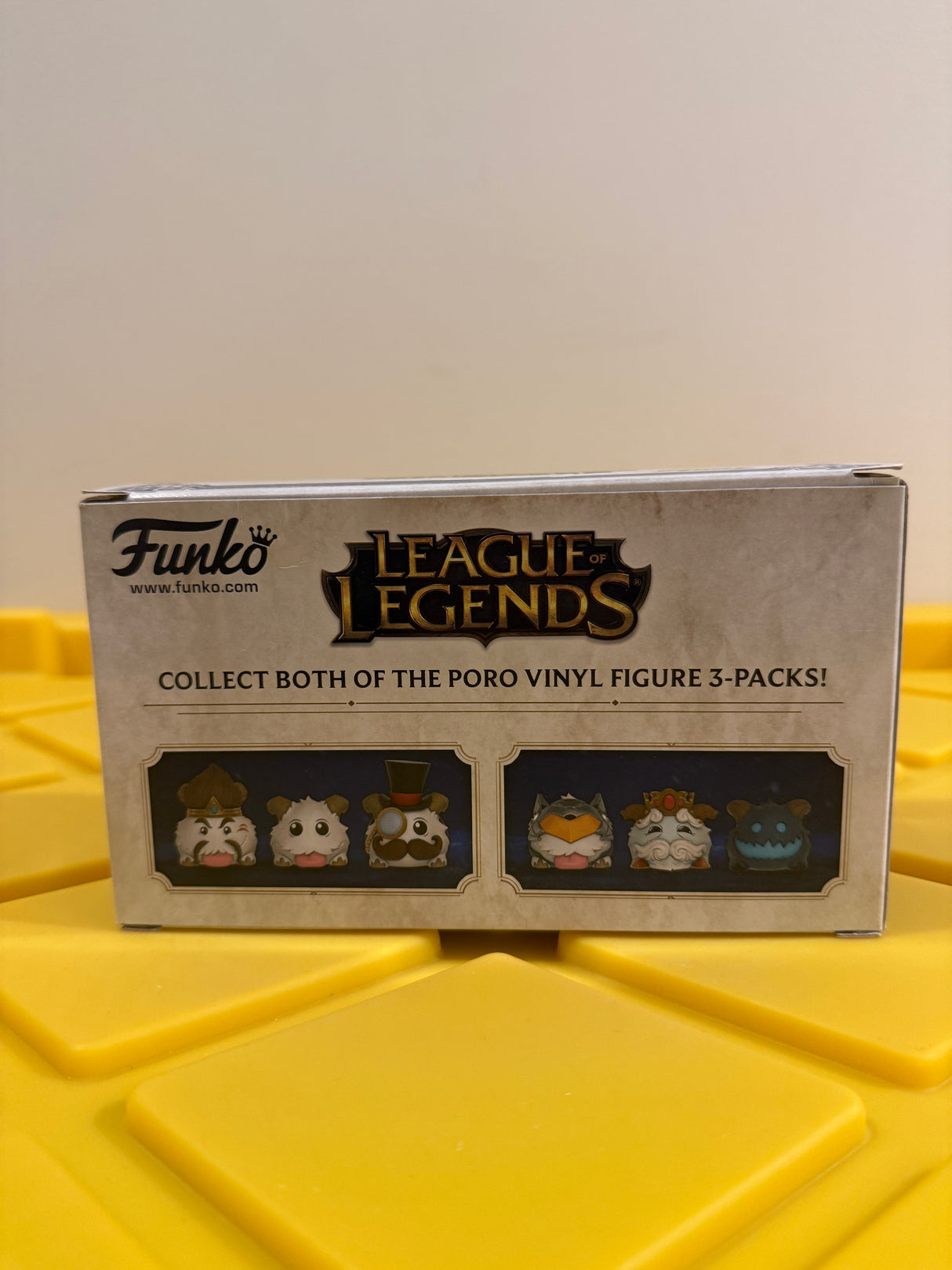 Poro 3-pack (Draven, Normal, Gentleman) (3-Pack) - Limited Edition GameStop Exclusive