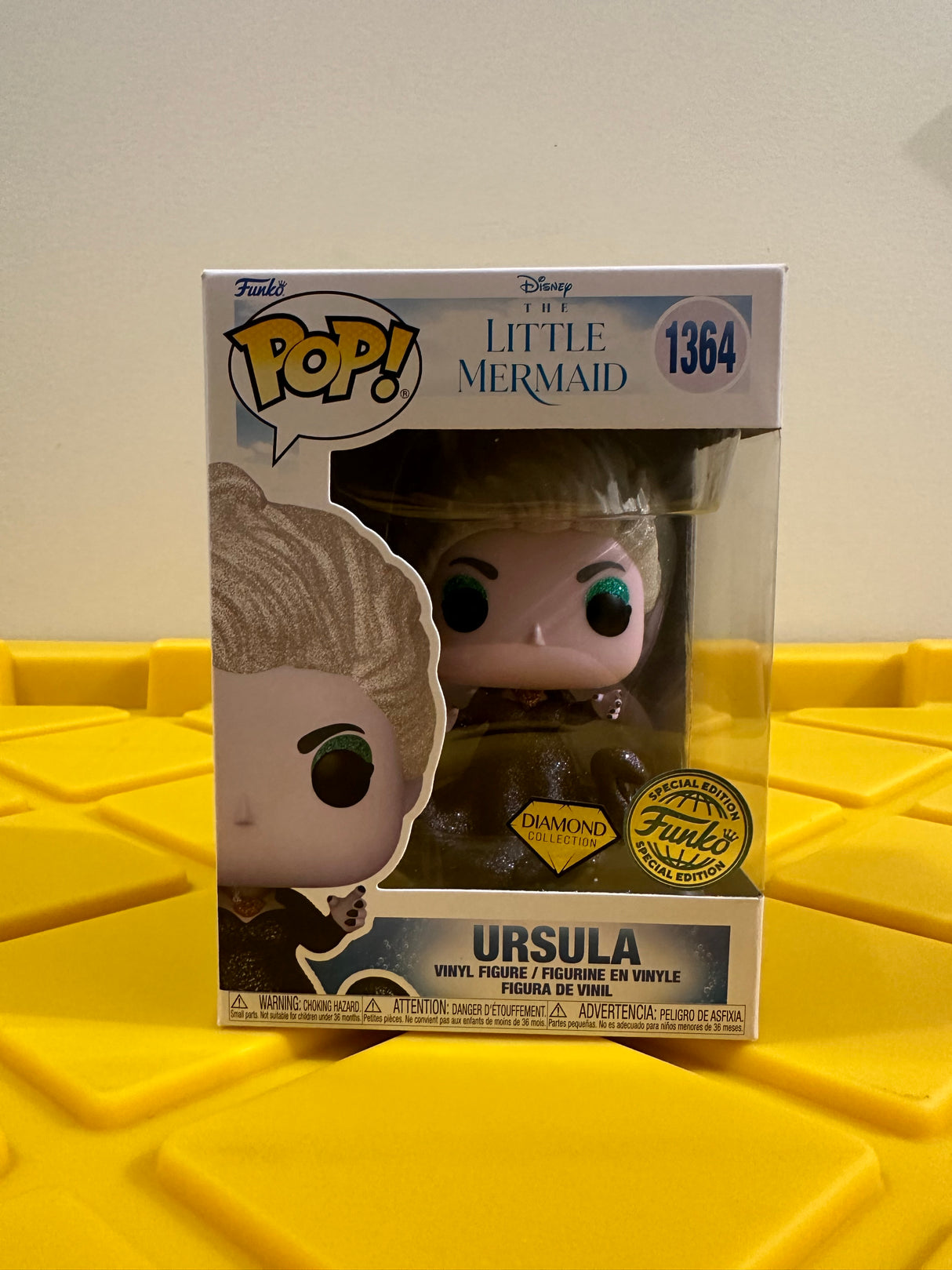Funko POP! Ursula (Diamond) - Limited Edition Special Edition Exclusive