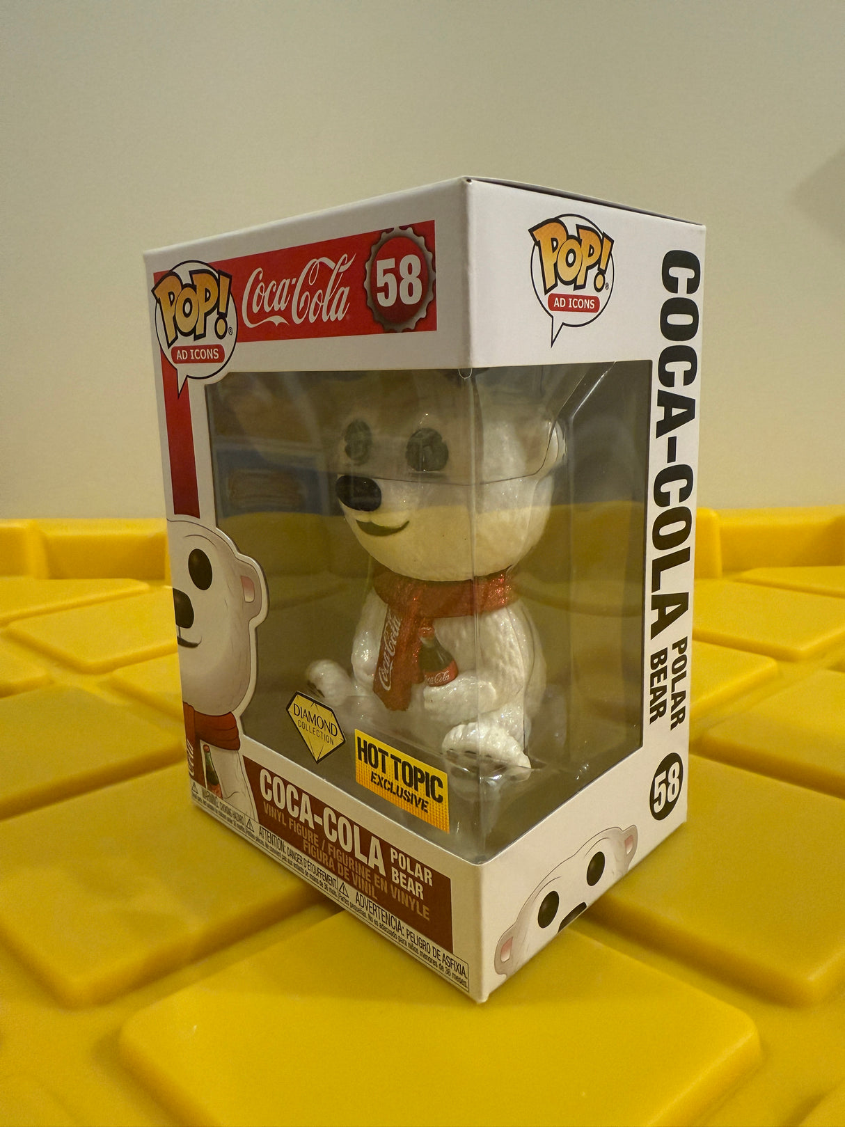 Funko POP! Coca-Cola Polar Bear (Diamond) - Limited Edition Hot Topic Exclusive