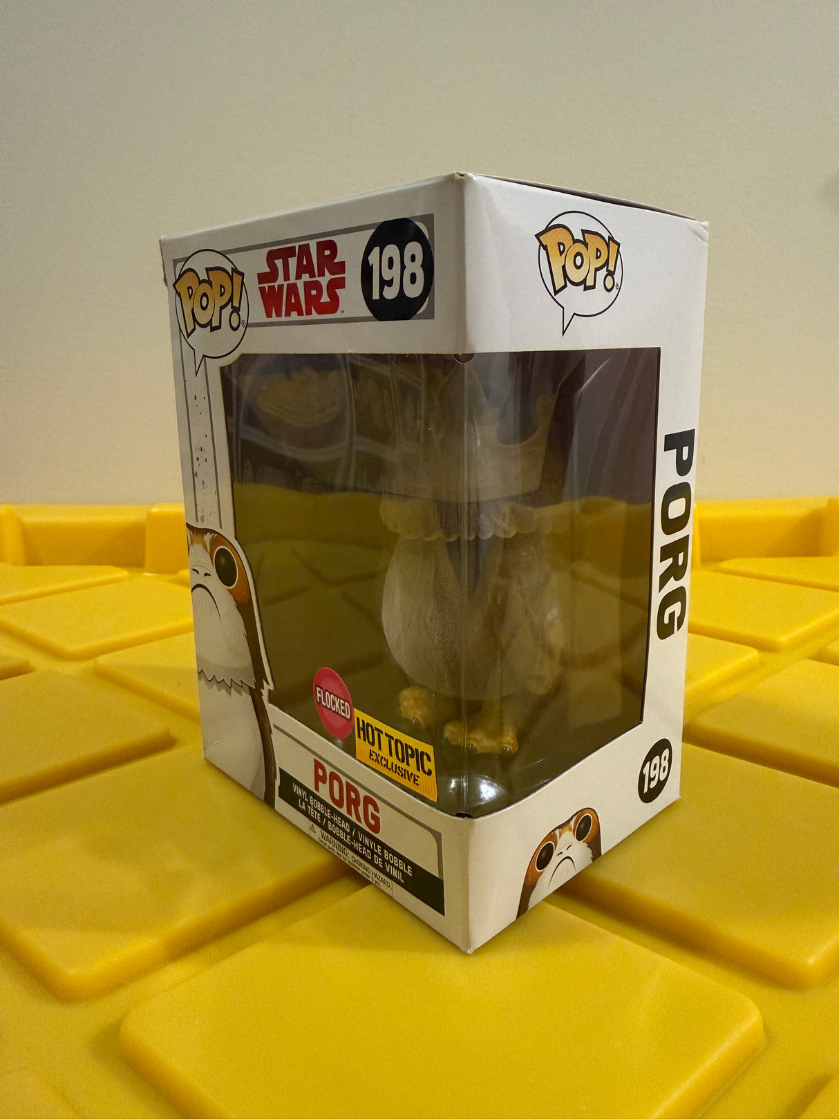 Funko POP! Porg (Flocked) - Limited Edition Hot Topic Exclusive
