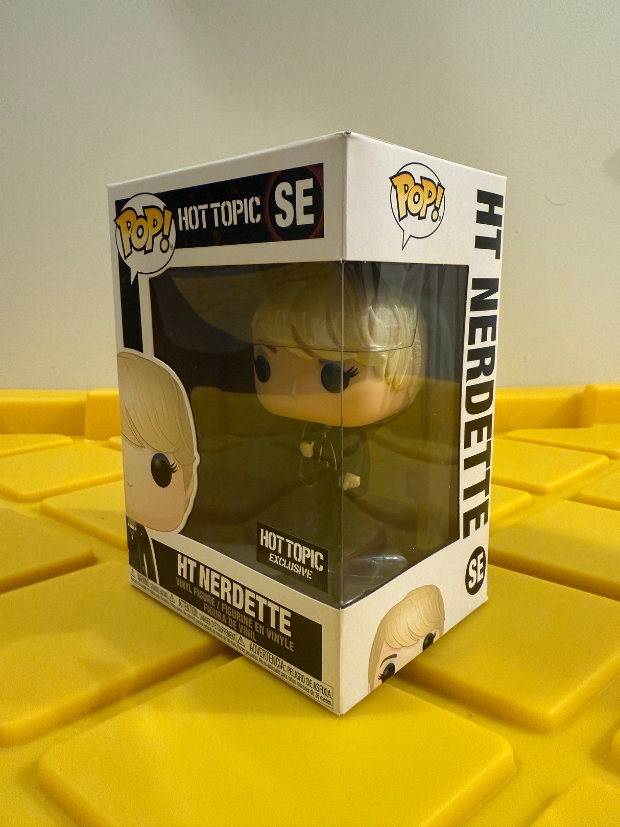 Funko POP! HT Nerdette - Limited Edition Hot Topic Exclusive