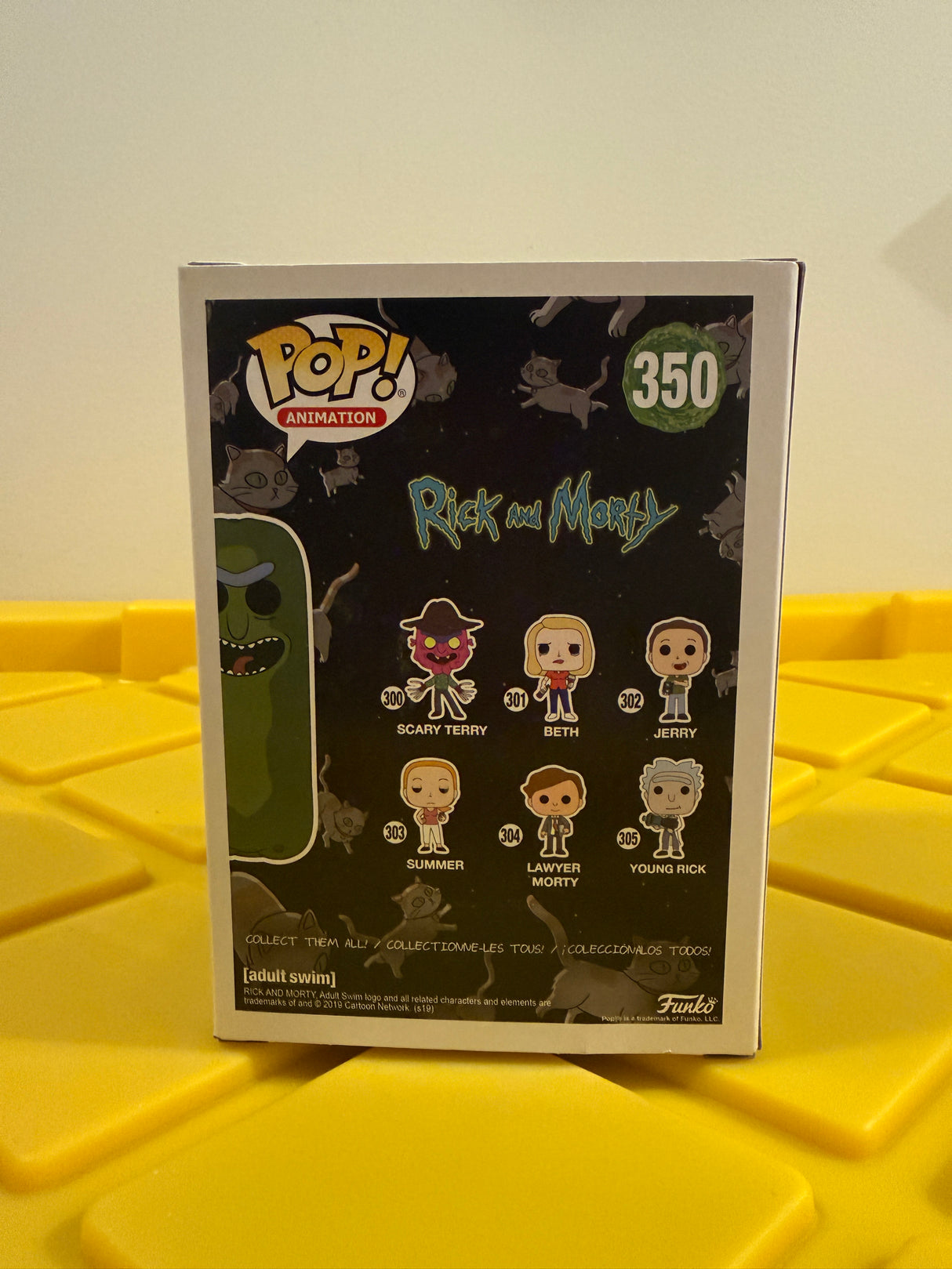 Funko POP! Pickle Rick (Glow) - Limited Edition PX Previews Exclusive